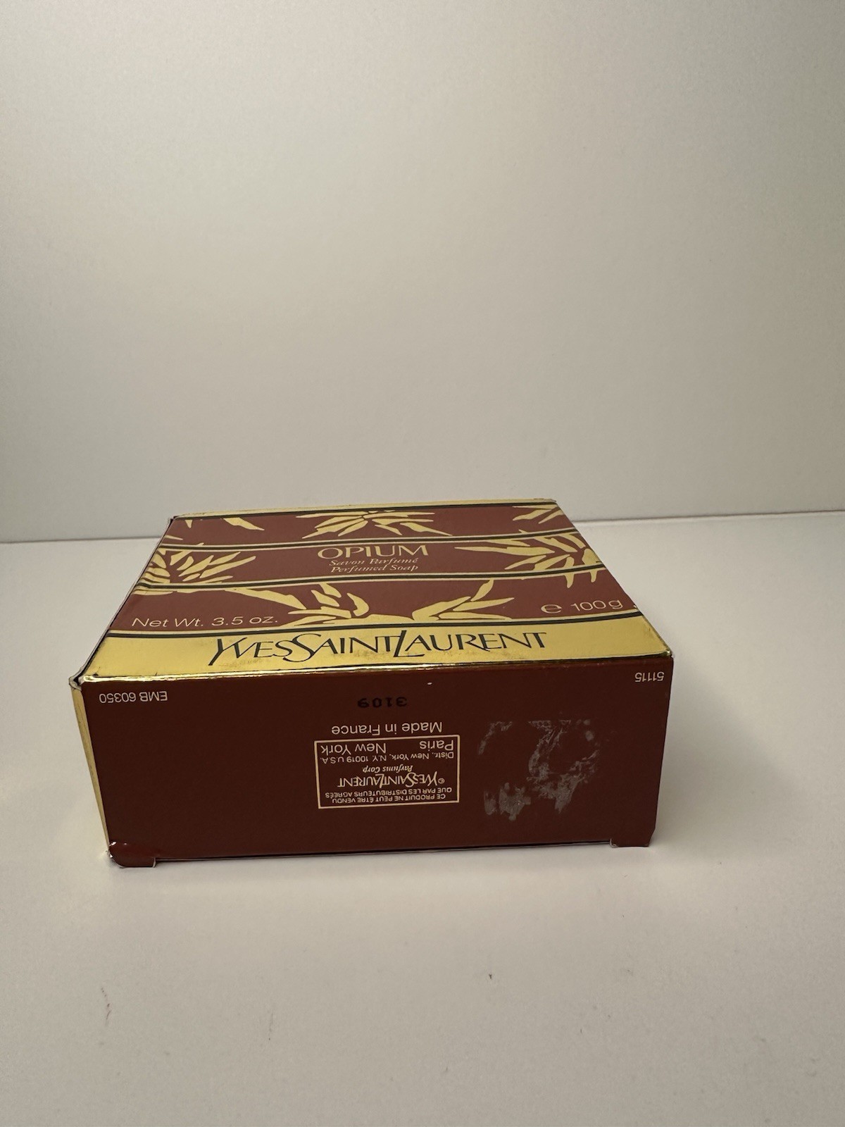 VTG OPIUM Yves Saint Laurent Soap 3.5 oz SEALED In Refillable Case Box