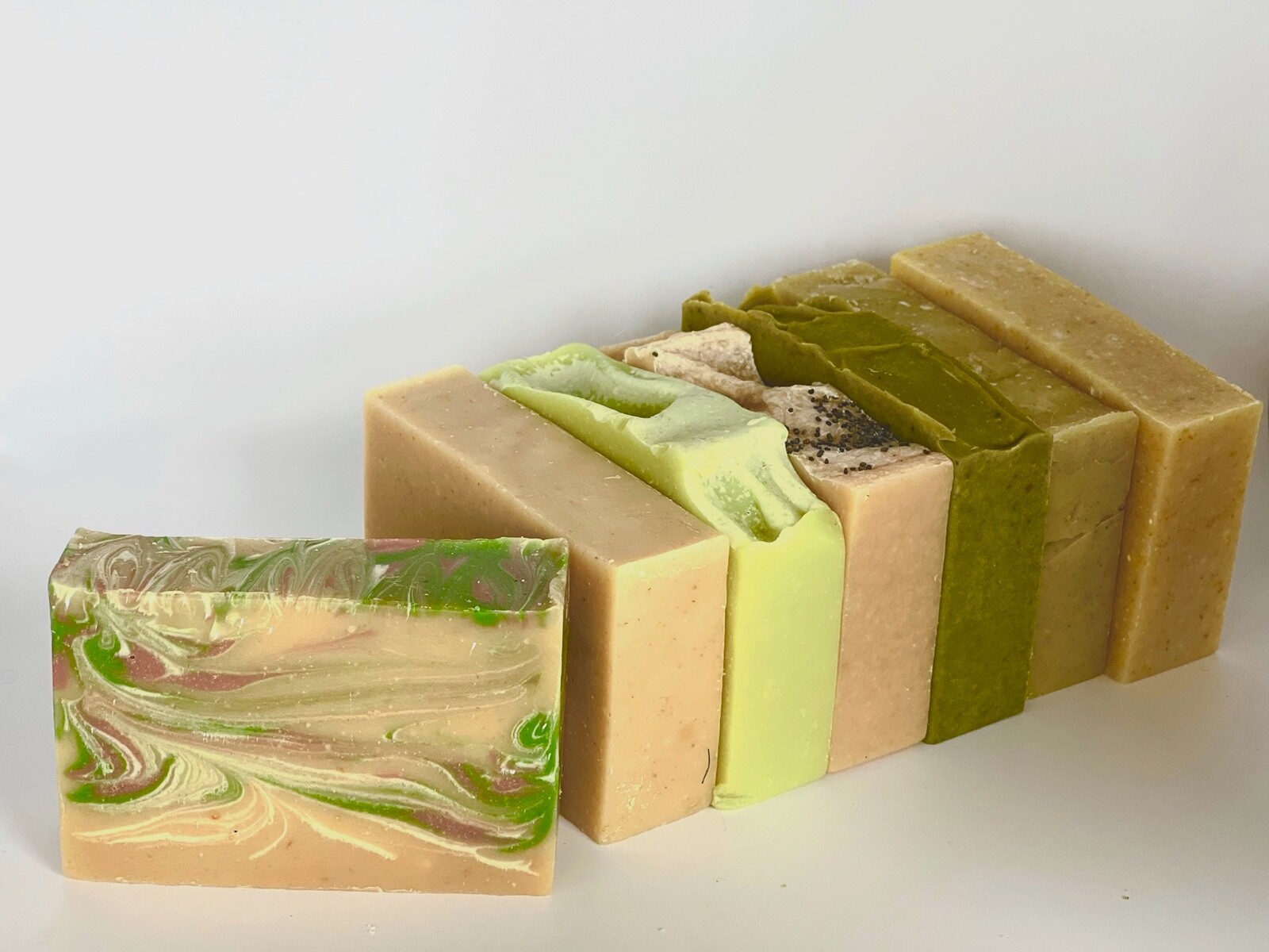 VK Handmade ALL NATURAL GOAT MILK SOAPGreat Present Patchouli Mint Eucalyptus