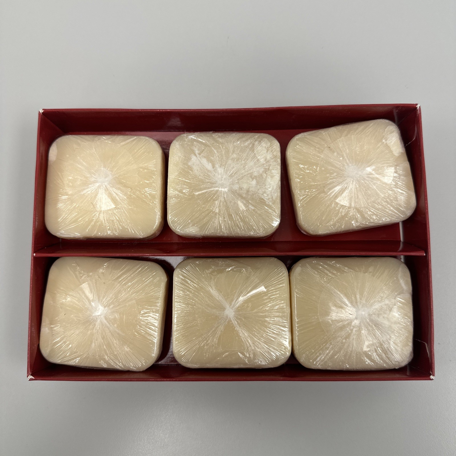 LAUREN RALPH LAUREN Holiday Wreath Gift Box Set 6 Scented Luxury Soaps 2.9oz