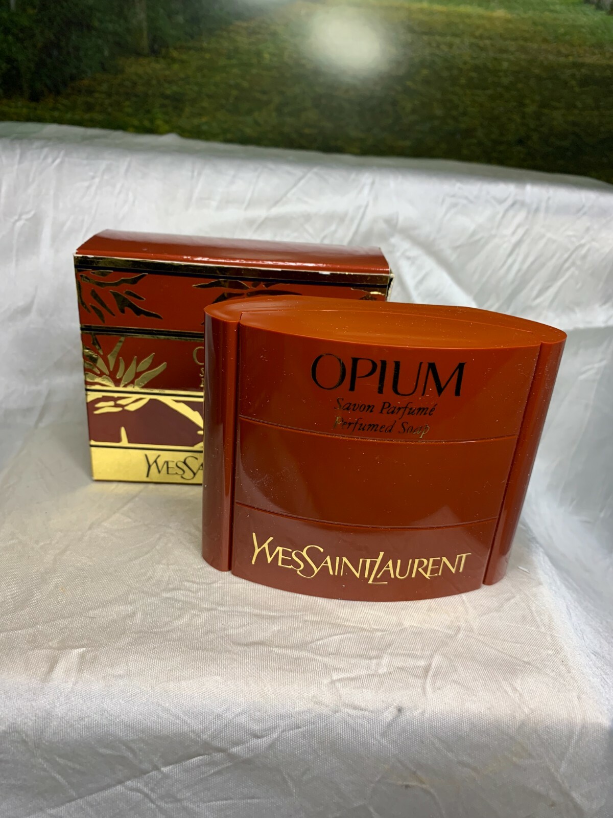 YVES SAINT LAURENT OPIUM PERFUMED SOAP 100G