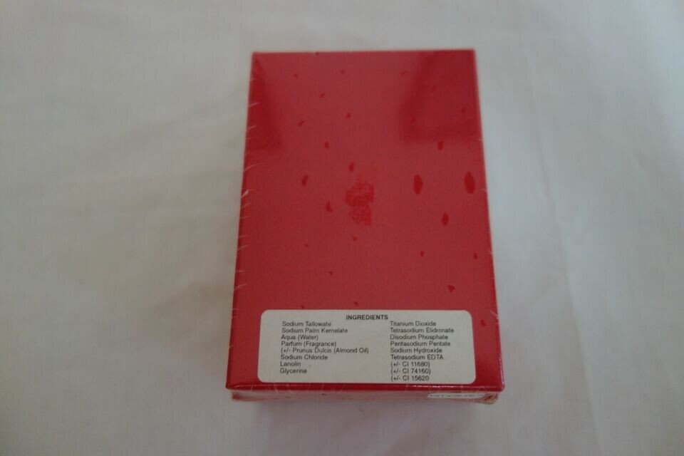 Vintage D R Harris Superfatted Almond Oil Soap on a Rope 200g 7oz