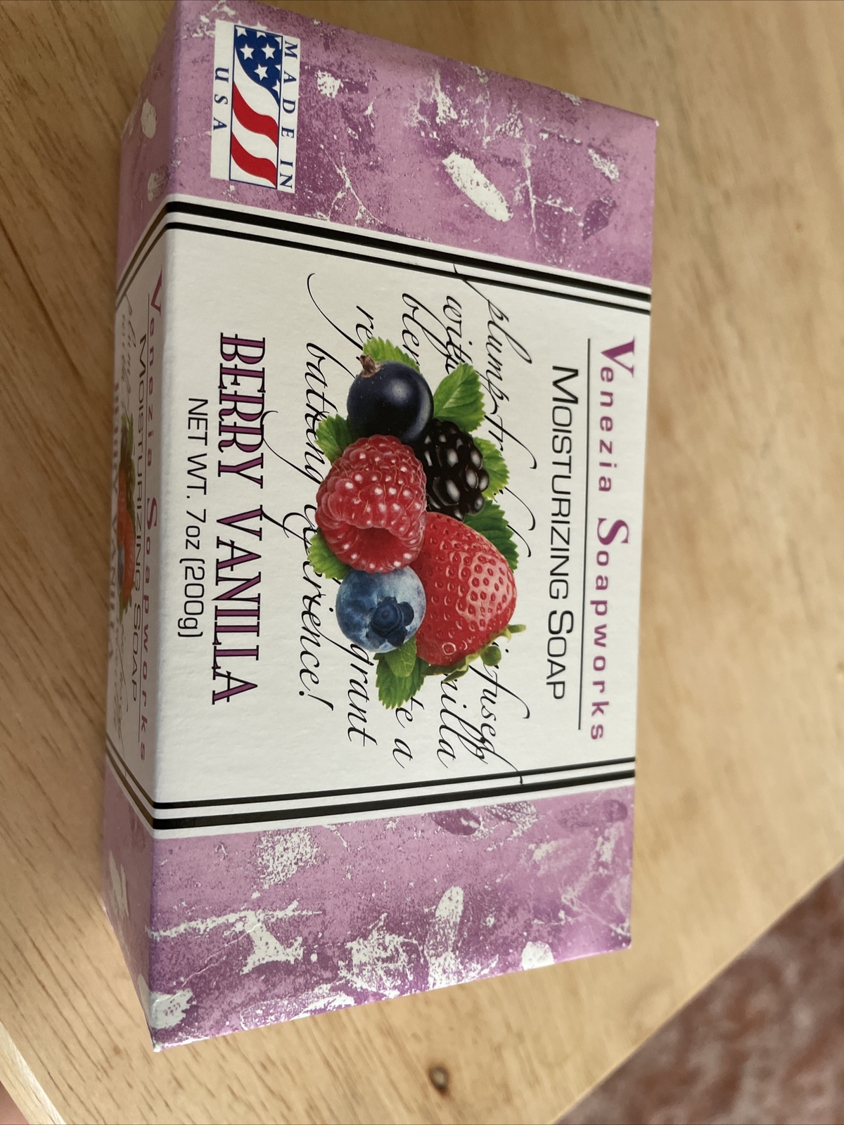 Venezia Soapworks Moisturizing Soap Berry Vanilla 7oz