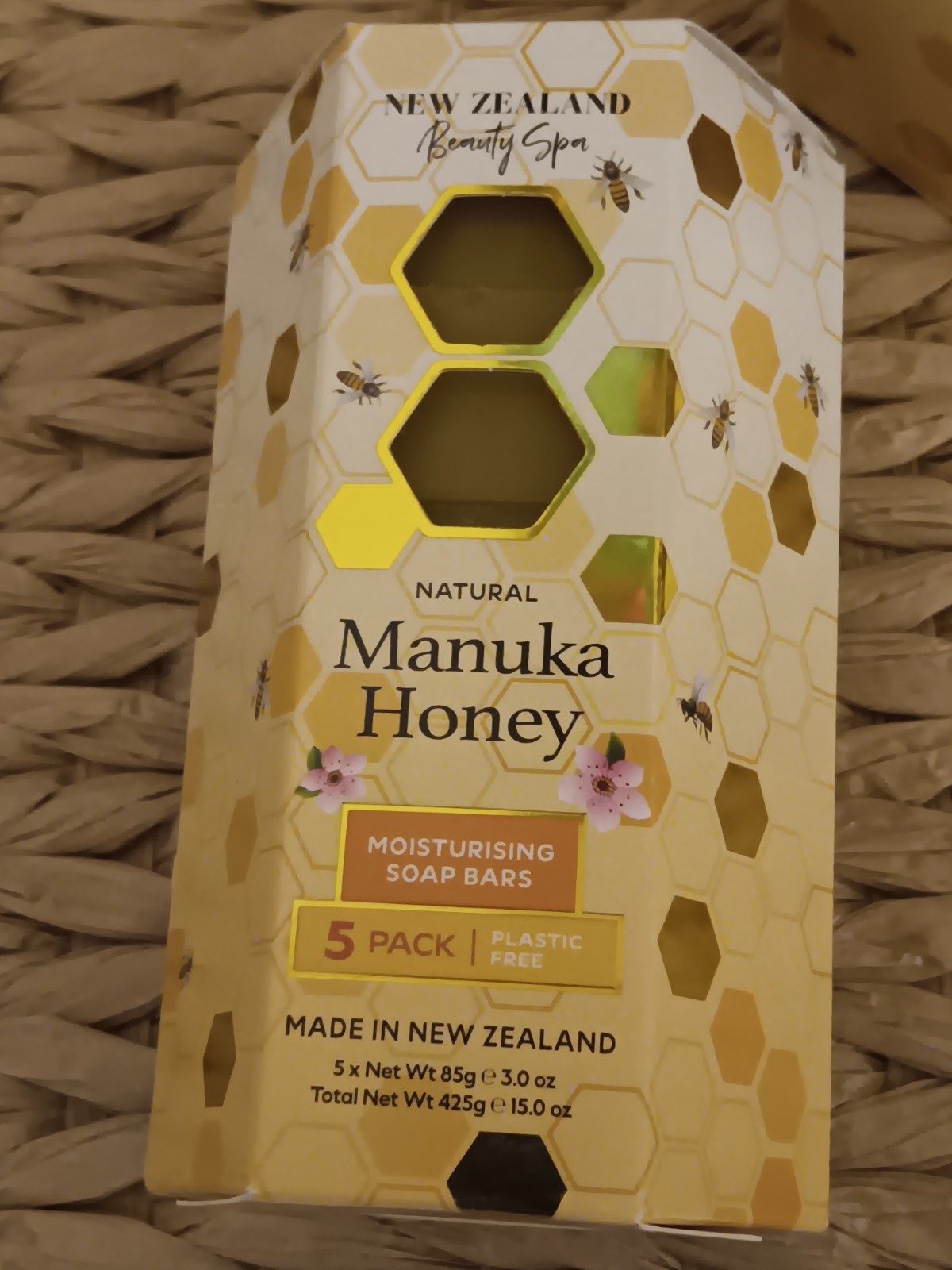 New Zealand Beauty Spa Natural Manuka Honey Moisturizing Soap x 2 pack