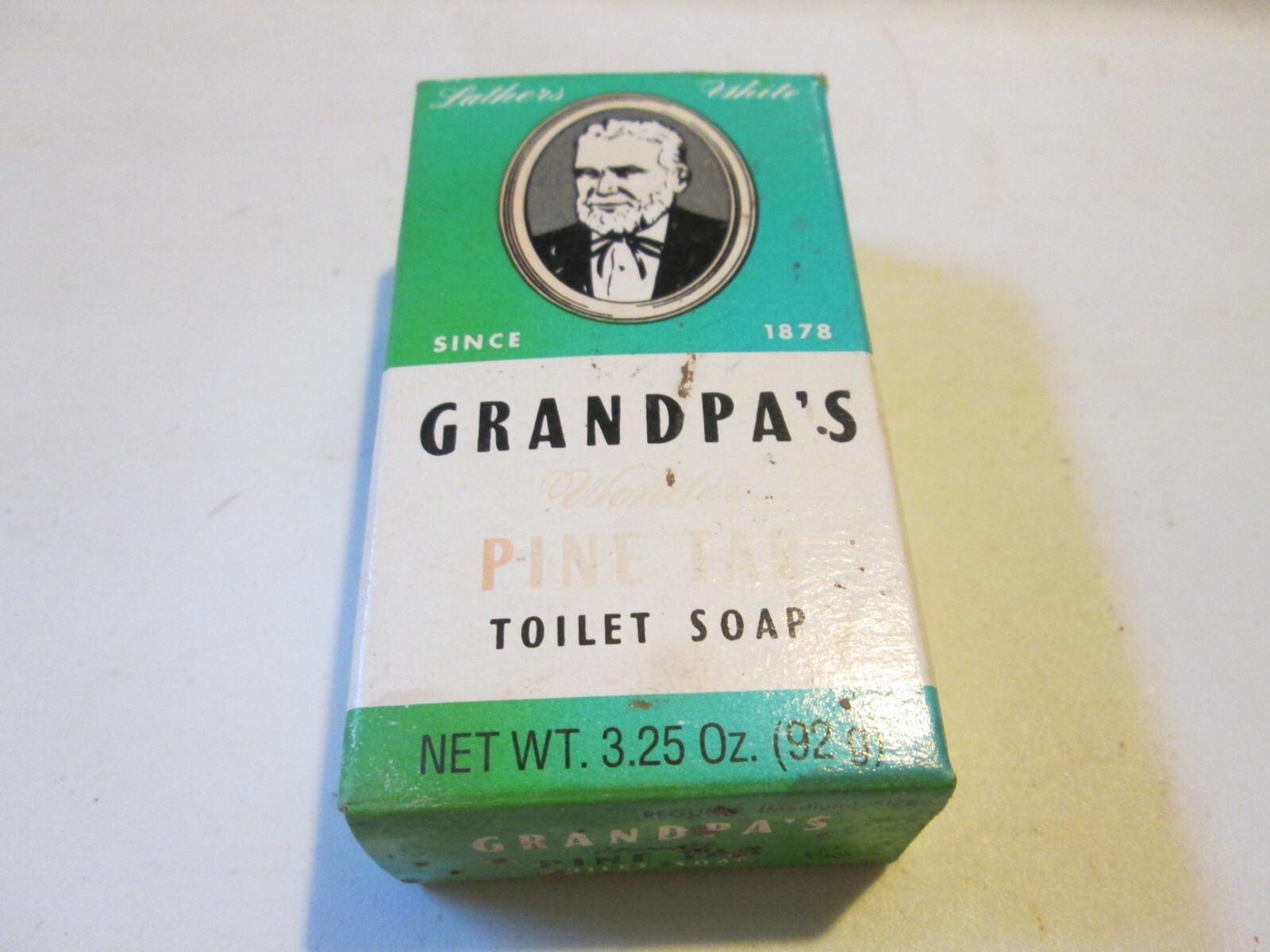VINTAGE NOS Grandpa’s Wonder Pine Tar Toilet Soap 3.25 Oz Vintage NIP