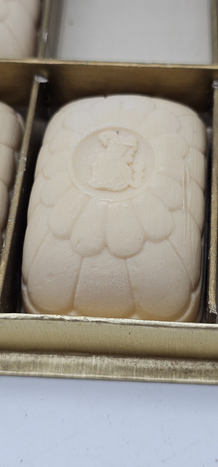Vintage Savon Marly Decorative Guest Soaps 12 Bars Box Set NOS