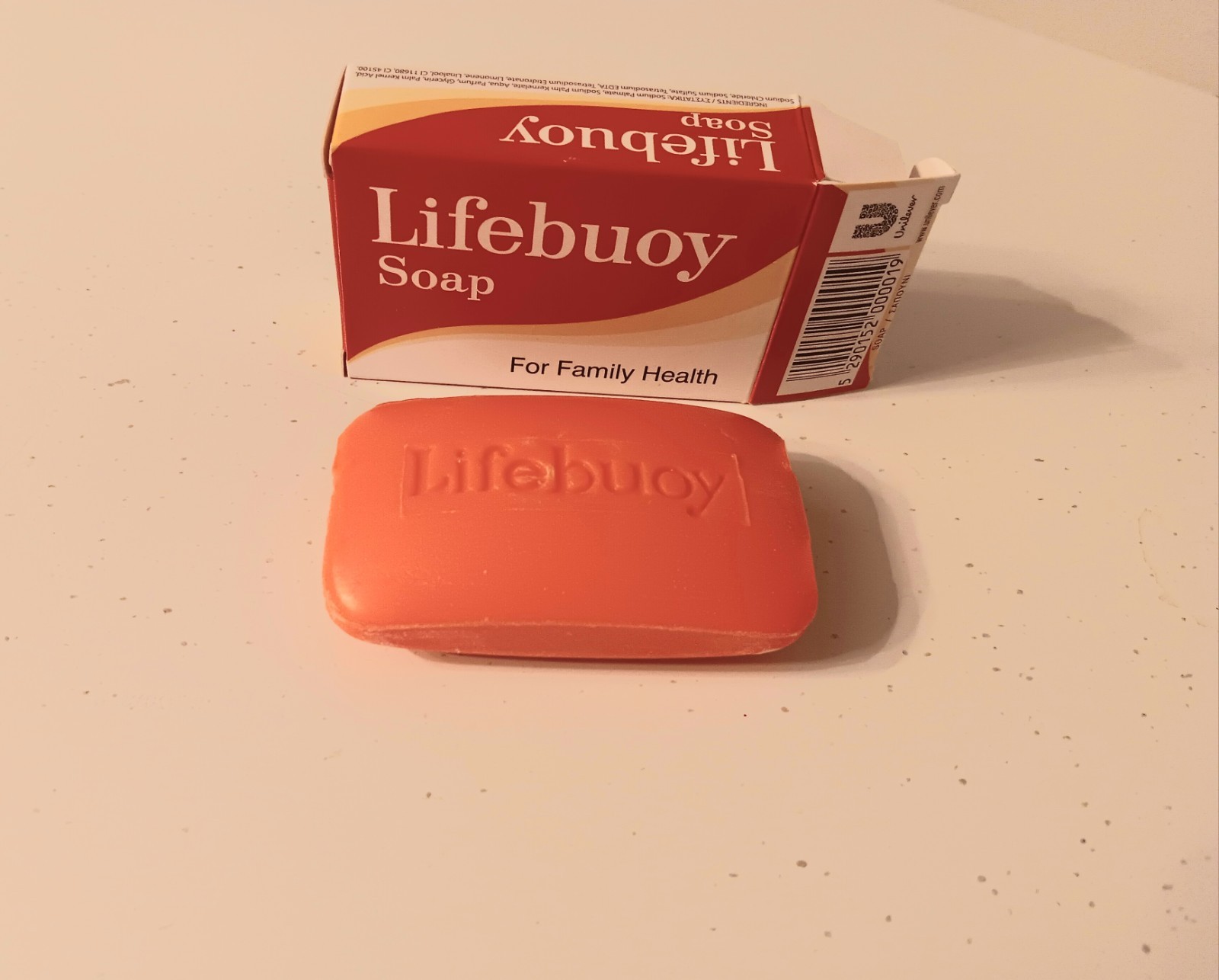 One Bar Lifebuoy Soap 85g/2.99oz – New in Box- Unilever