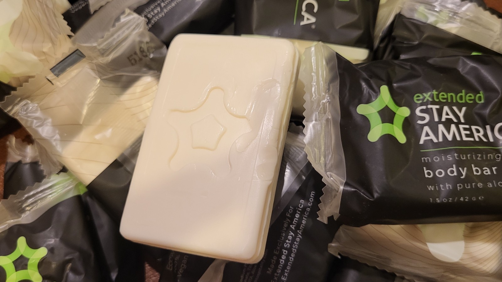 50 PCs Extended Stay Hotel White Tea 1.5 Oz Massaging Body Soap SEALED FREE SHIP