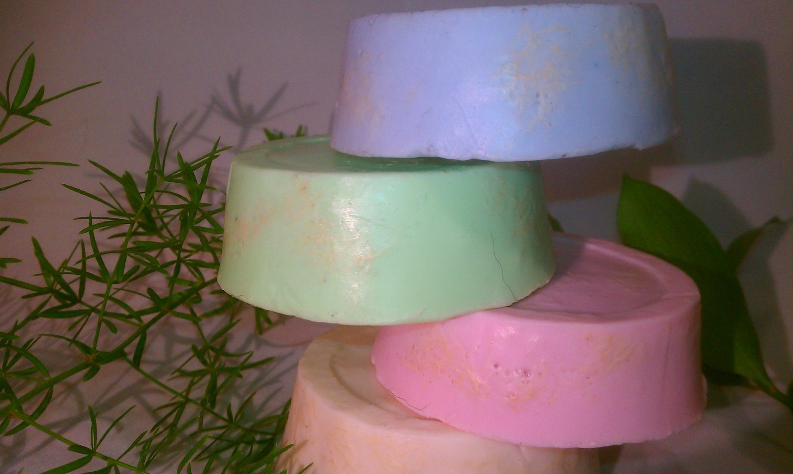 Loofah in the Soap – Goats Milk Soap w/A Loofah in it Natural/Organic 4oz