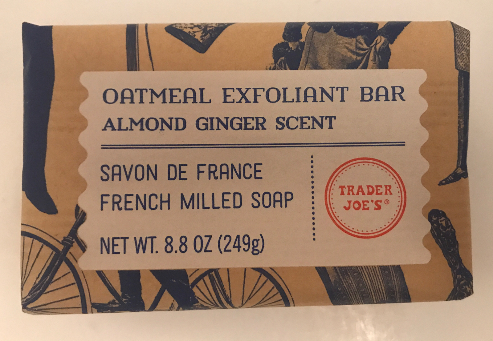Trader Joe’s Oatmeal Exfoliant Bar Almond Ginger Scent Savon De France 8.8oz Bar