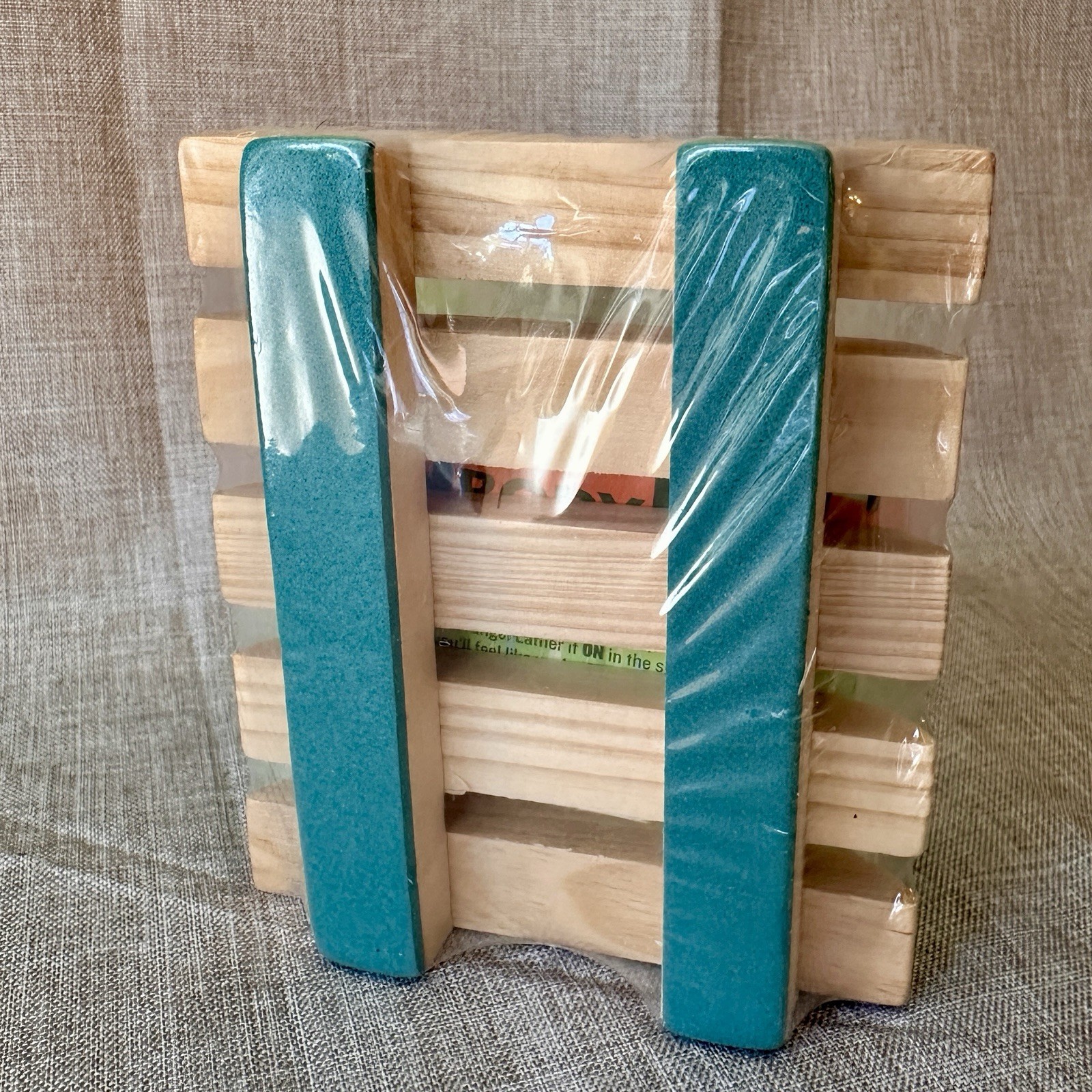 Kiss My Face Obsessively Natural Olive Oil 5oz Soap Orange White Chocolate Shea