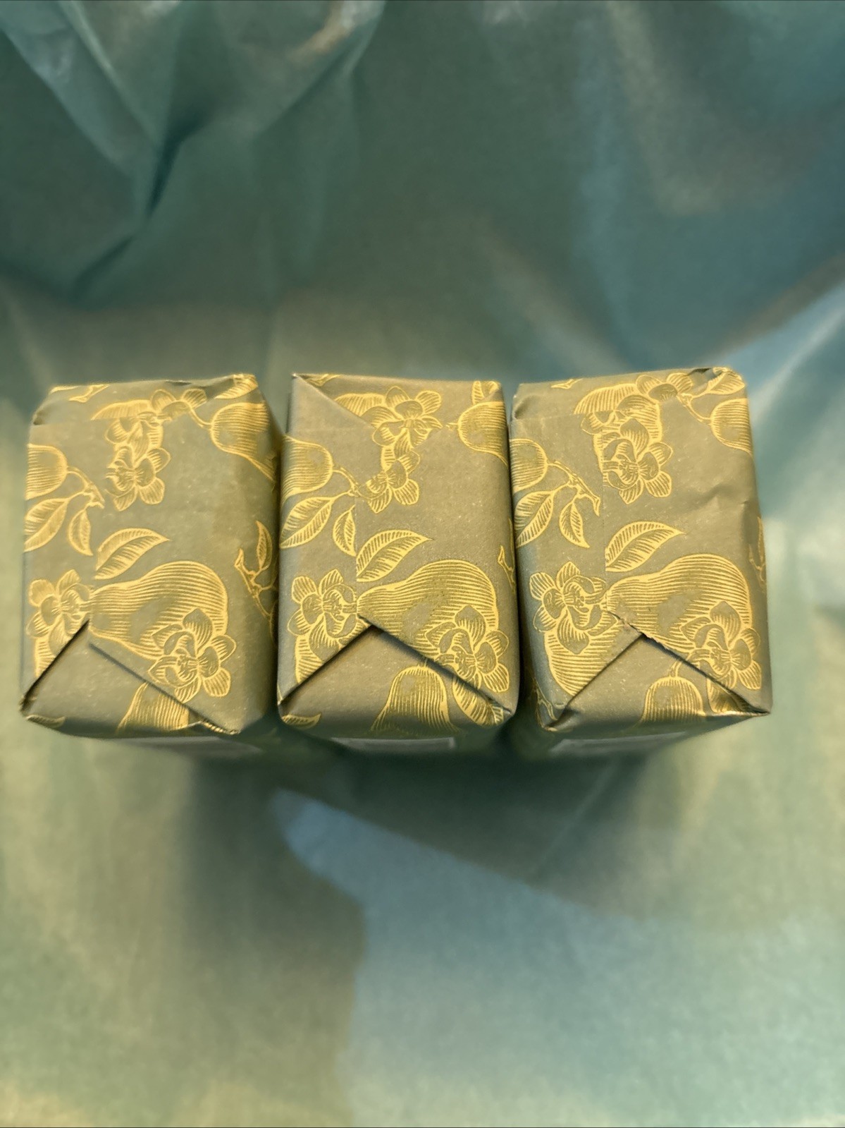 Crabtree Evelyn Pear & Pink Magnolia Bar Of Soap 5.5 Oz Lot Of Three USA Made
