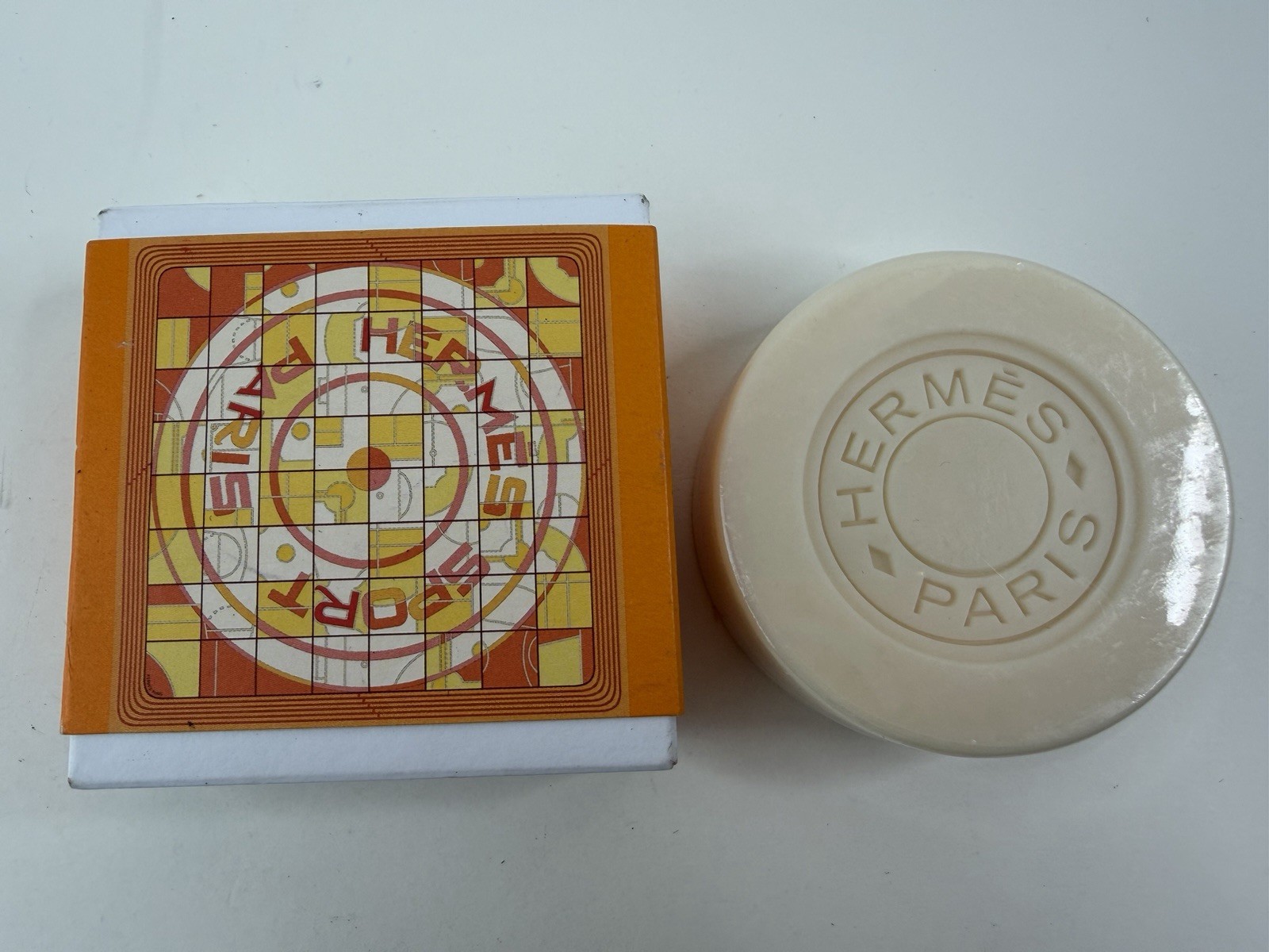Hermes Eau de Mandarine Ambree 100g / 3.5oz Perfumed Soap (new with box)