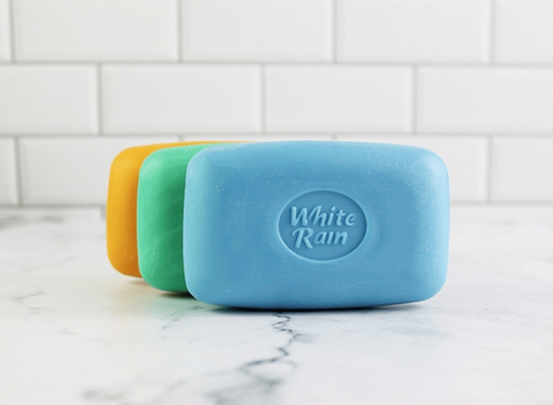 🧡 WHITE RAIN 🧡 (2-BARS) 4.06 Oz 🧡🫧 ●CLASSIC GOLD● 🫧 ≈MOISTURIZING≈ Soap 🫧.