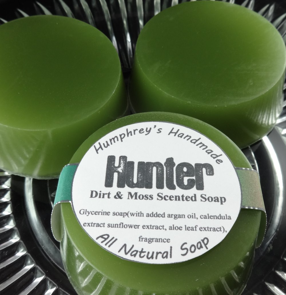 HUNTER Dirt and Moss Scented Men’s Shave Soap Beard Wash, Glycerin Bar Deer