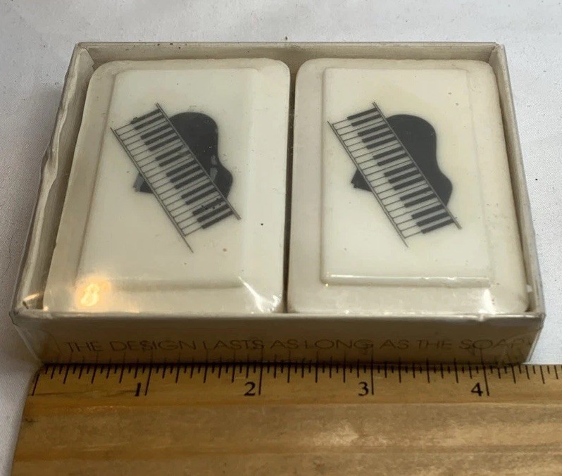 Katherine Gray French Milled Soap With Cold Cream Two Bar Music Piano New