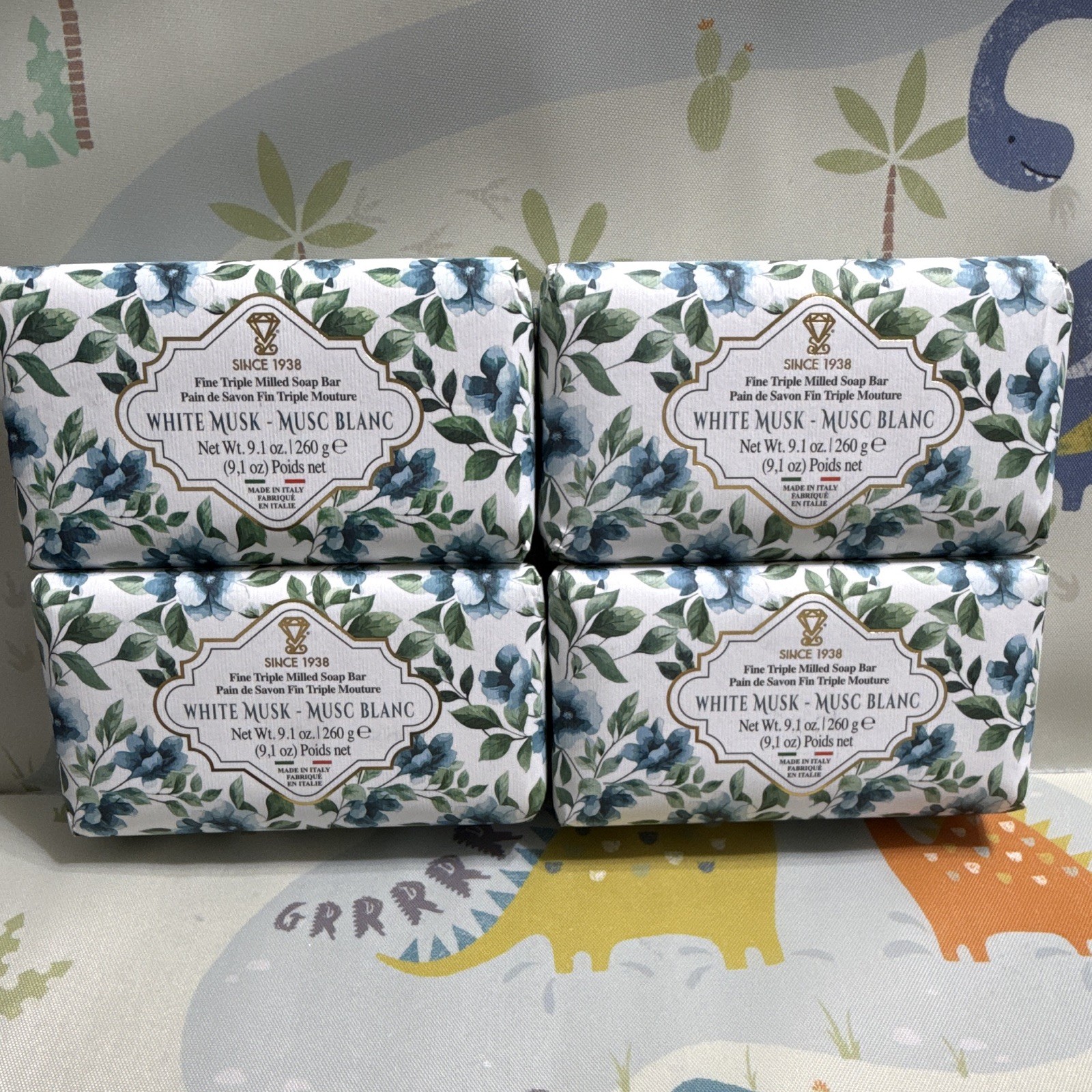 Timeless Elegance: 4-Pack White Musk Soap Bars, Floral Wrap, 9.1 oz Each