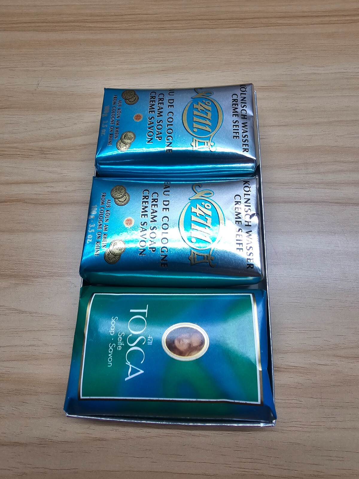 4711 EAU DE COLOGNE CREME SOAP – 2-3.5 OZ CREME SOAP & 1-3.5 OZ TOSCA SOAP