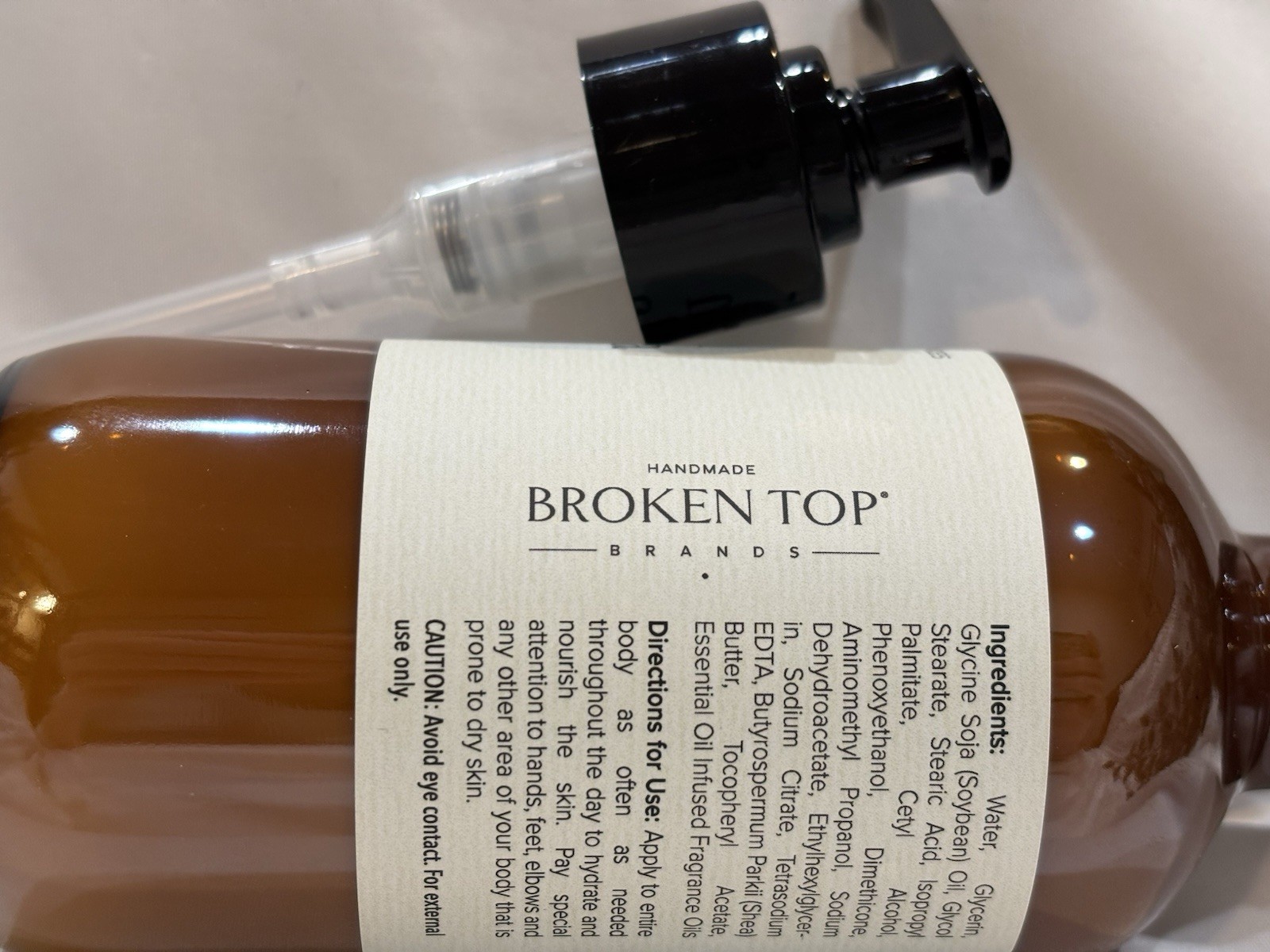 Broken Top Cardamom Vanilla Hand & Body Lotion 8oz (240ml)