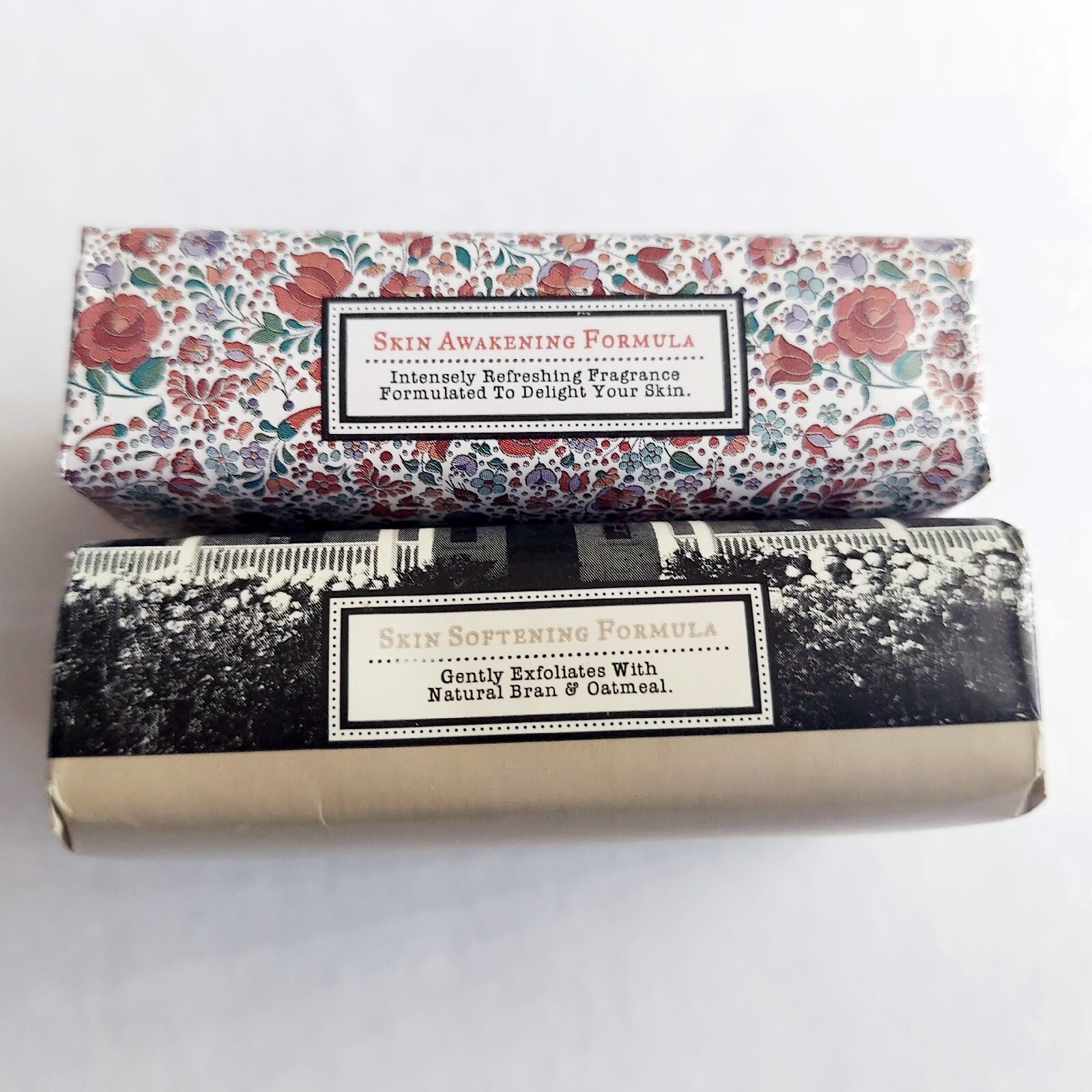 Beekman 1802 Honeyed Grapefruit and Honey Oat Scrub Goat Milk Soap Bars 3.5 oz