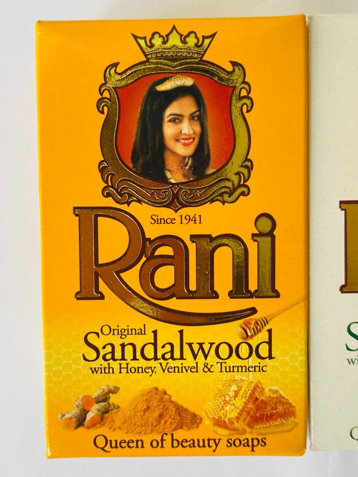 New Ceylon Rani AyurvedicOriginal Sandalwood With Venivel,Turmeric & Honey Soap