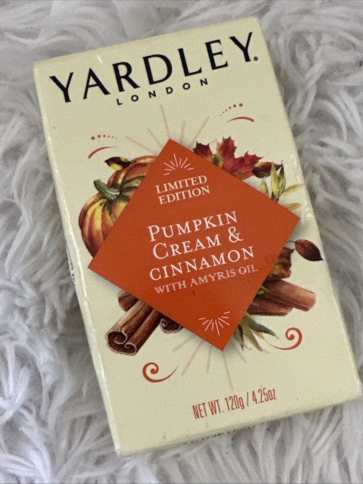 Yardley Bar Soap Pumpkin Cream and Cinnamon with Amyris Oil New 4.25 Full Size