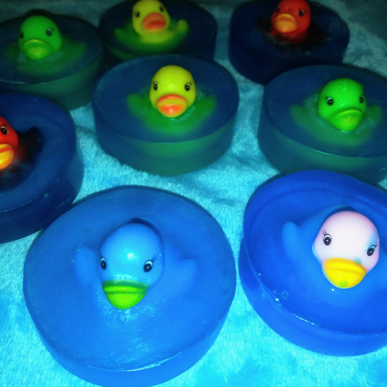 10–Rubber Ducky bar soaps in variety of 5 colors yellow blue green red & pink.