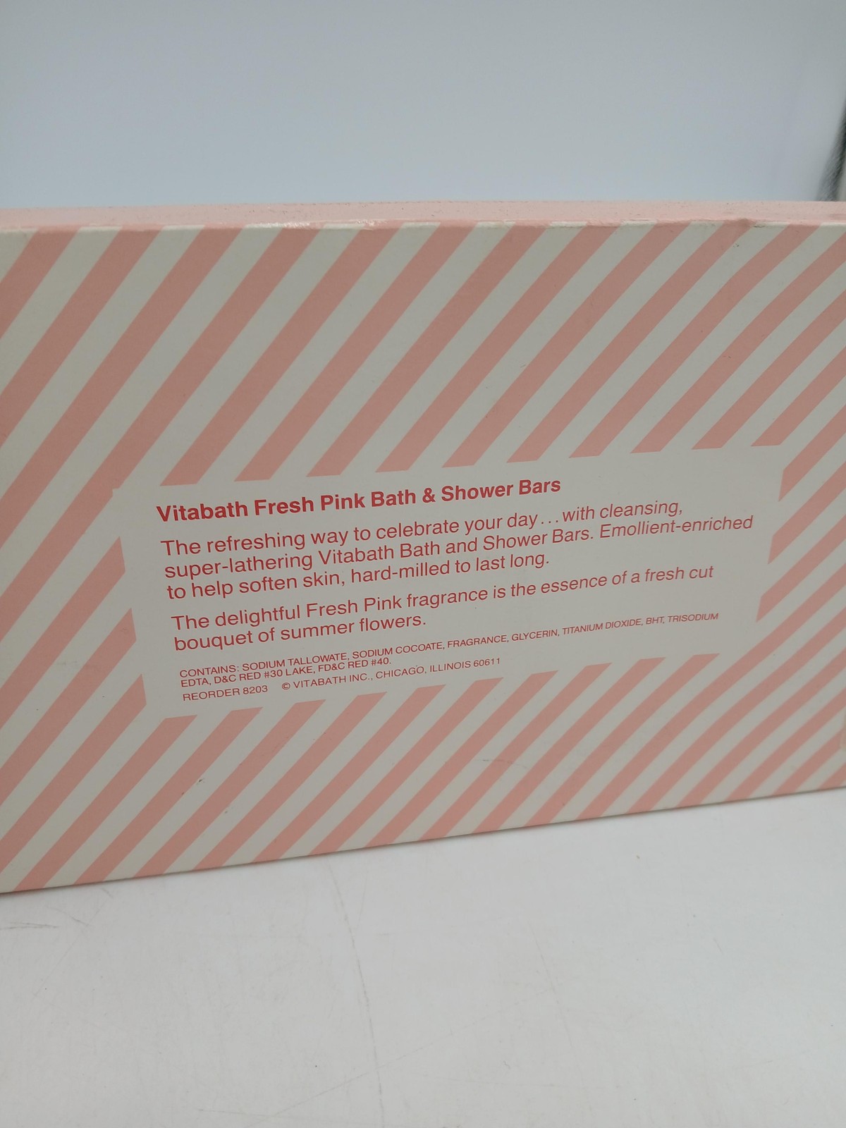 VTG Vitabath Fresh Pink Bath & Shower Bars 12oz 3 Pack Soap + Buf-Puf Sponge Set