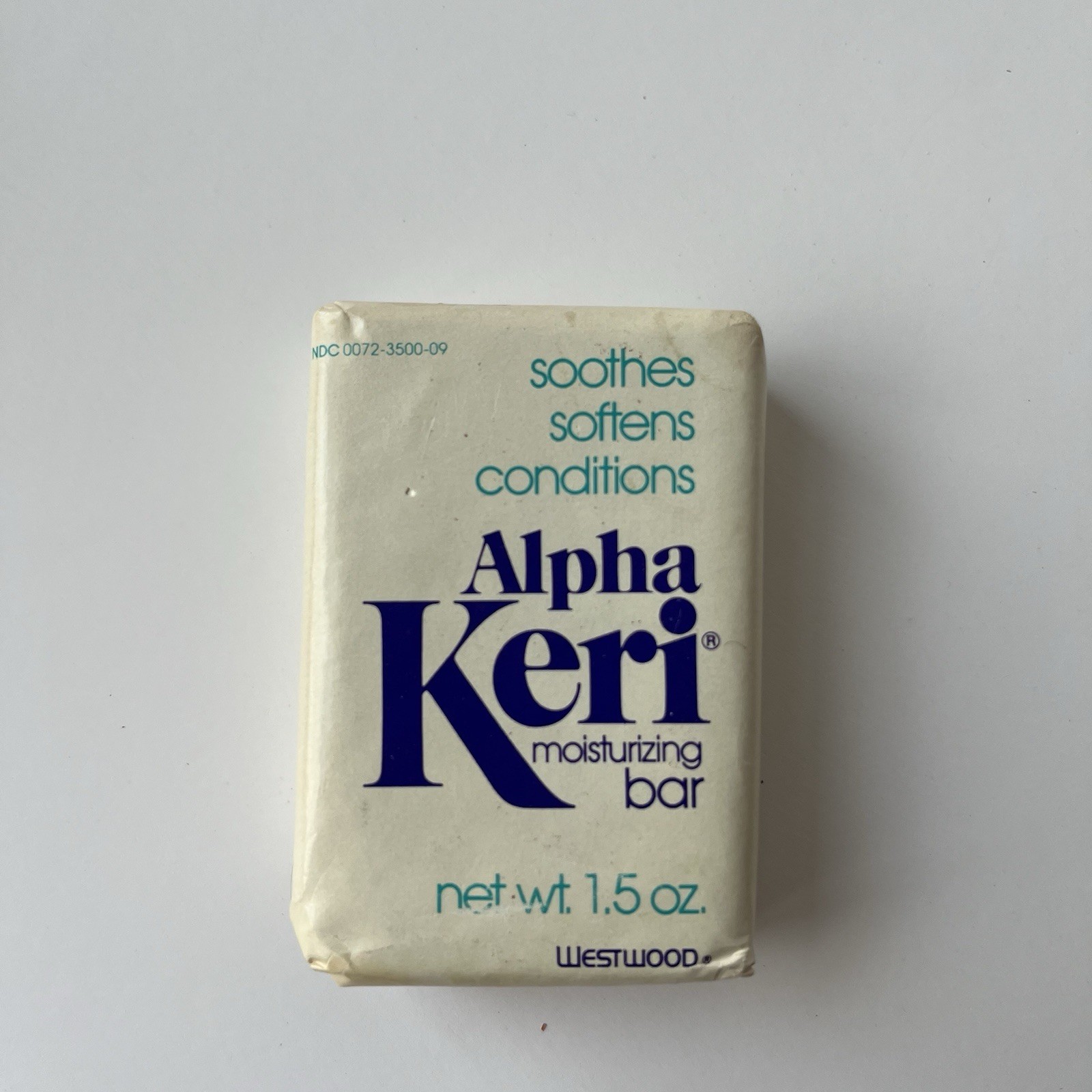 Alpha Keri Moisturizing Bar Vintage Soap 1982 1.5oz Travel Size