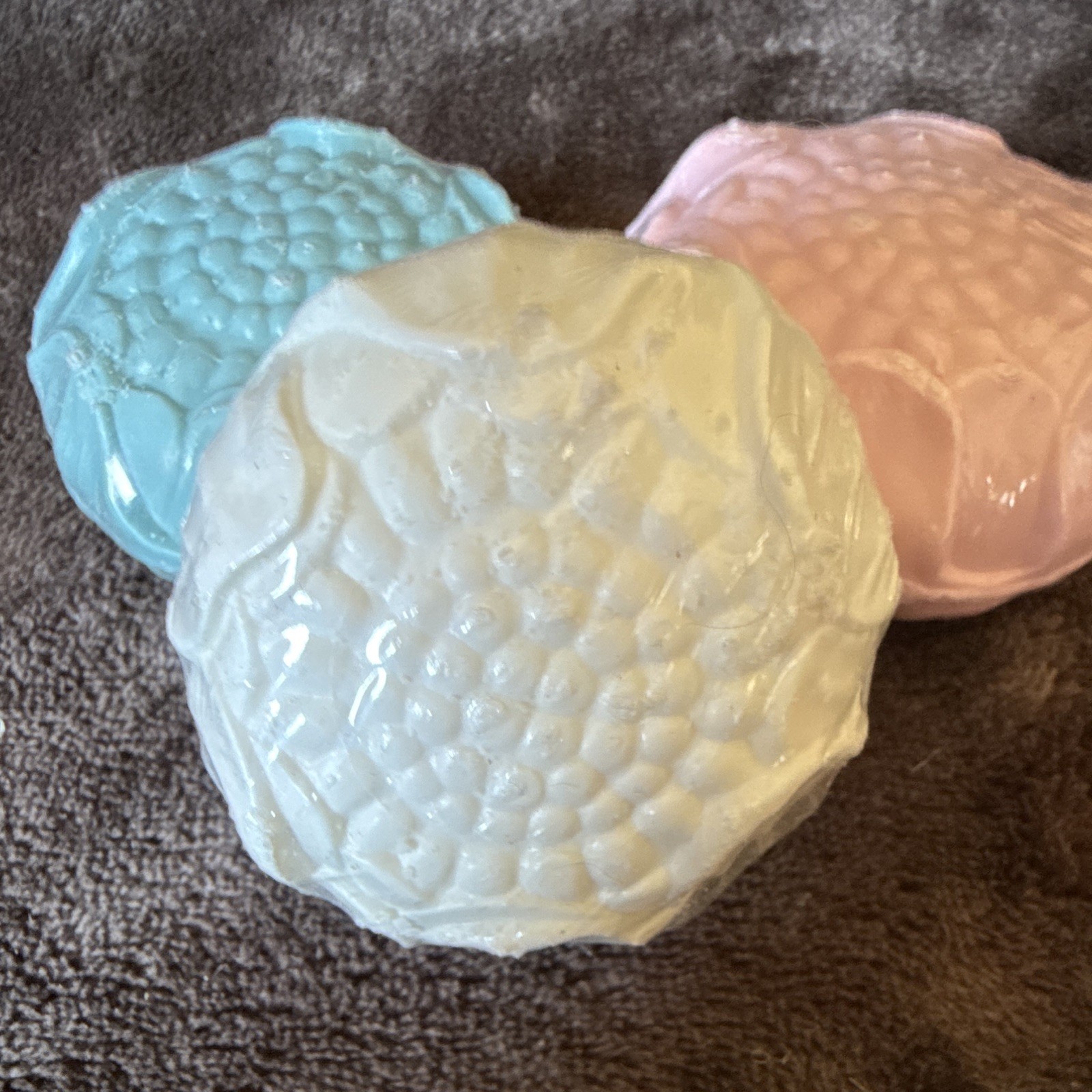 Assorted Round Textured Body & Hand Bar Soap Multipack Pink Blue White 3 pcs