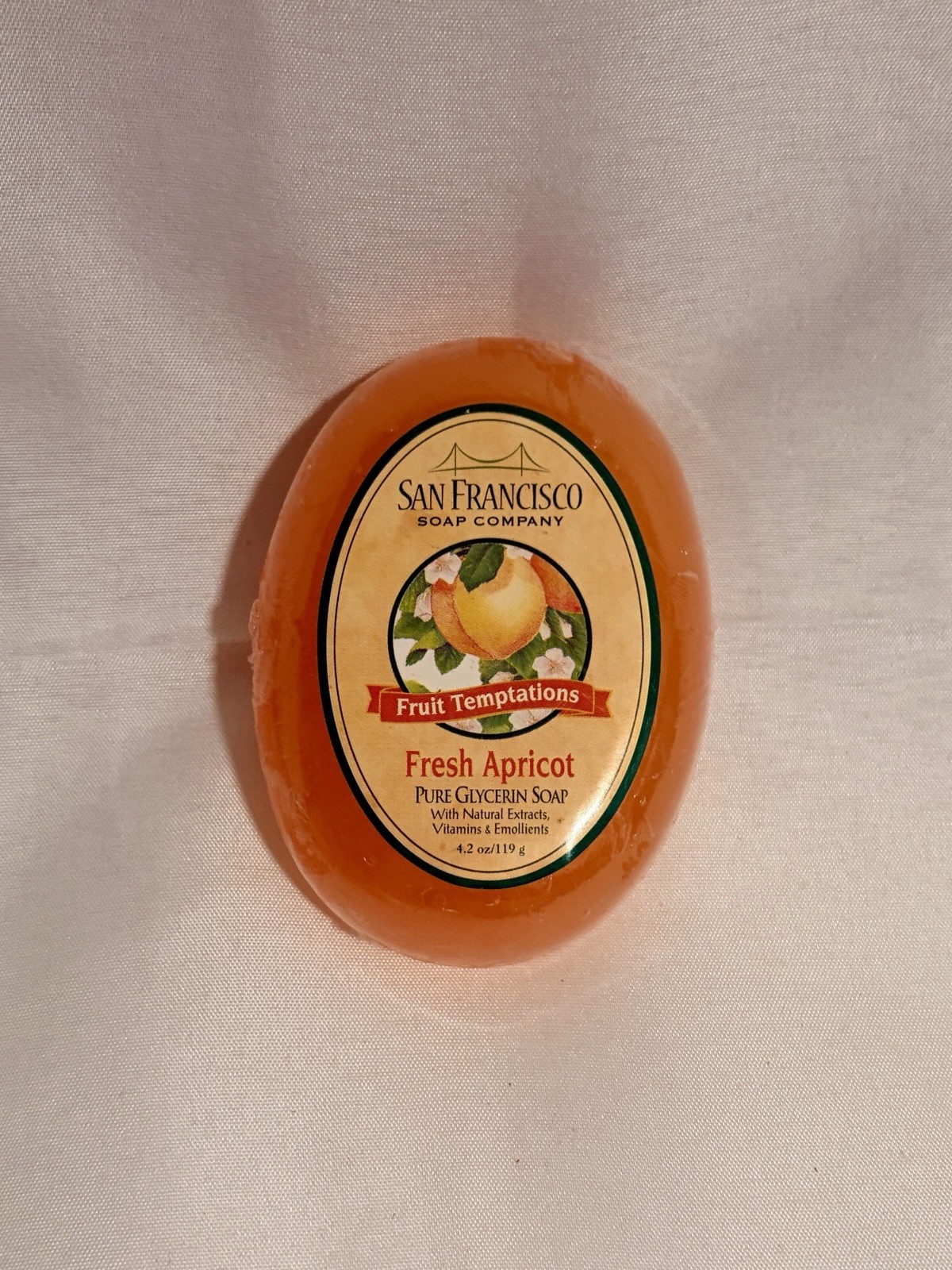 VTG San Francisco Soap Co Glycerin 4.2 oz Fruit Temptations Fresh Apricot Bar