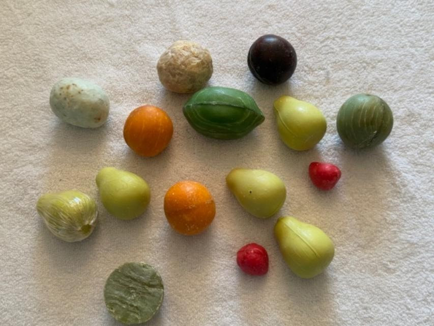 Lot of 15 Vintage Various Fruit Design Soaps (Opened but NEW)!