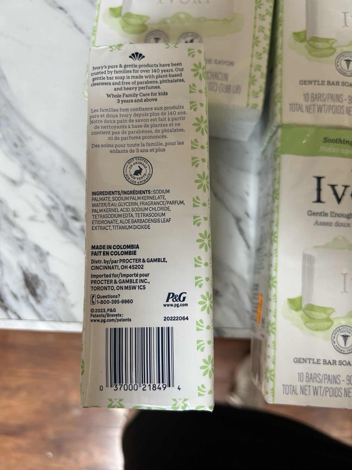 Ivory Soothing Notes Of Aloe 40 Bars Gentle Soap For Whole Family 3.17 oz Each