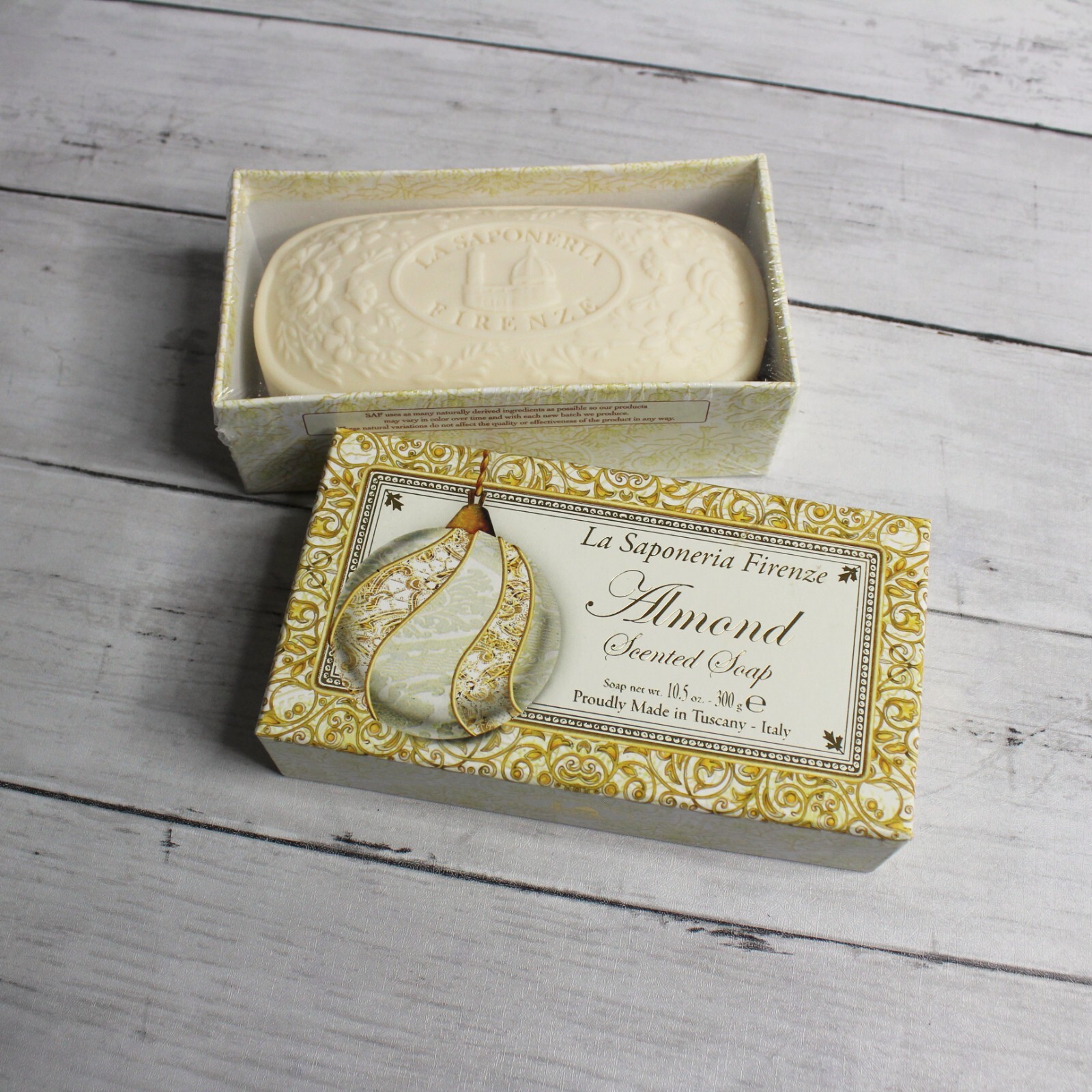 La Saponeria Firenze Decorative Almond Scented Soap Bar Made in Italy