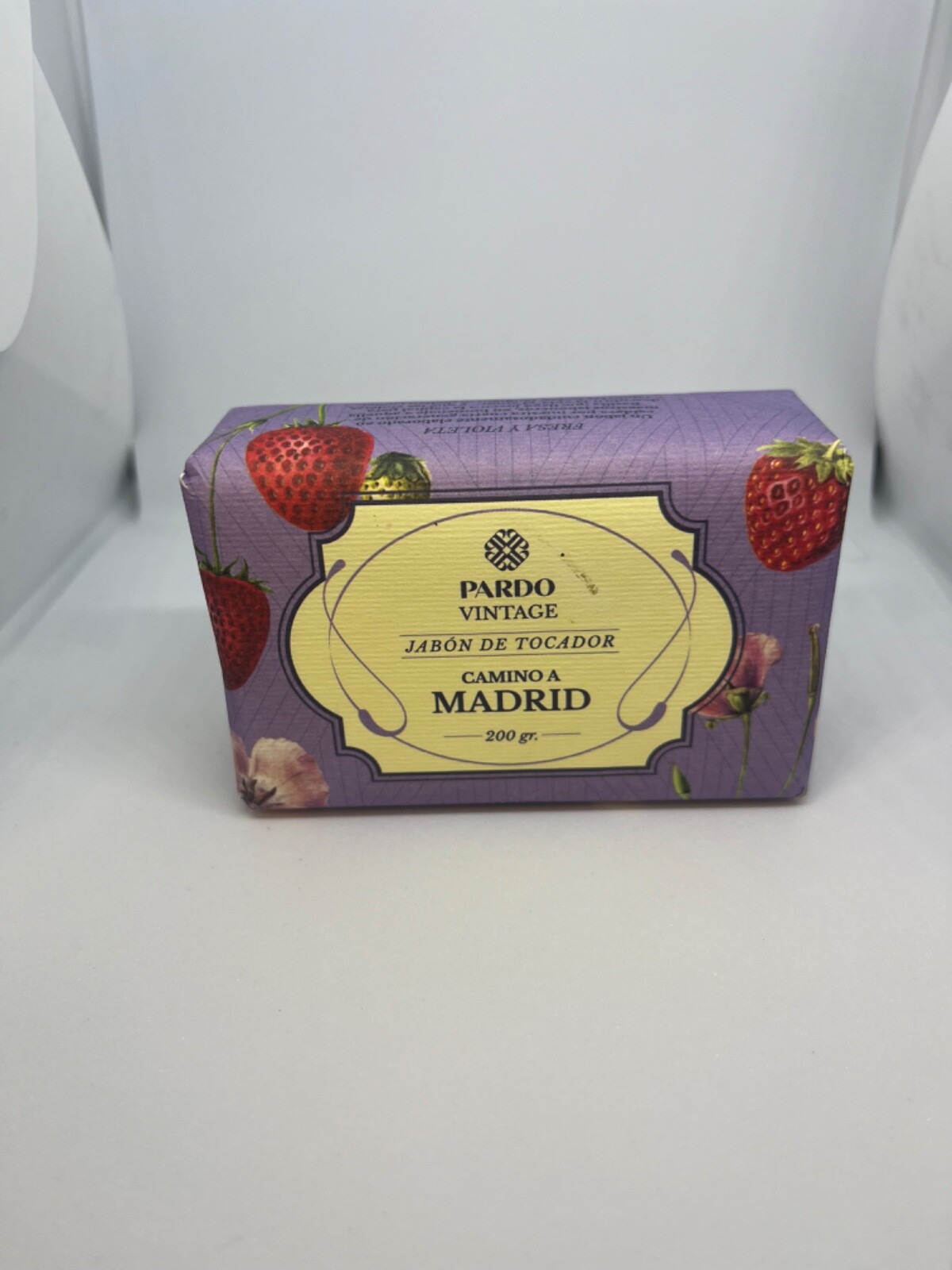 Pardo Vintage “Camino a Madrid” Perfumed Soap, Spain Souvenir Gift for her