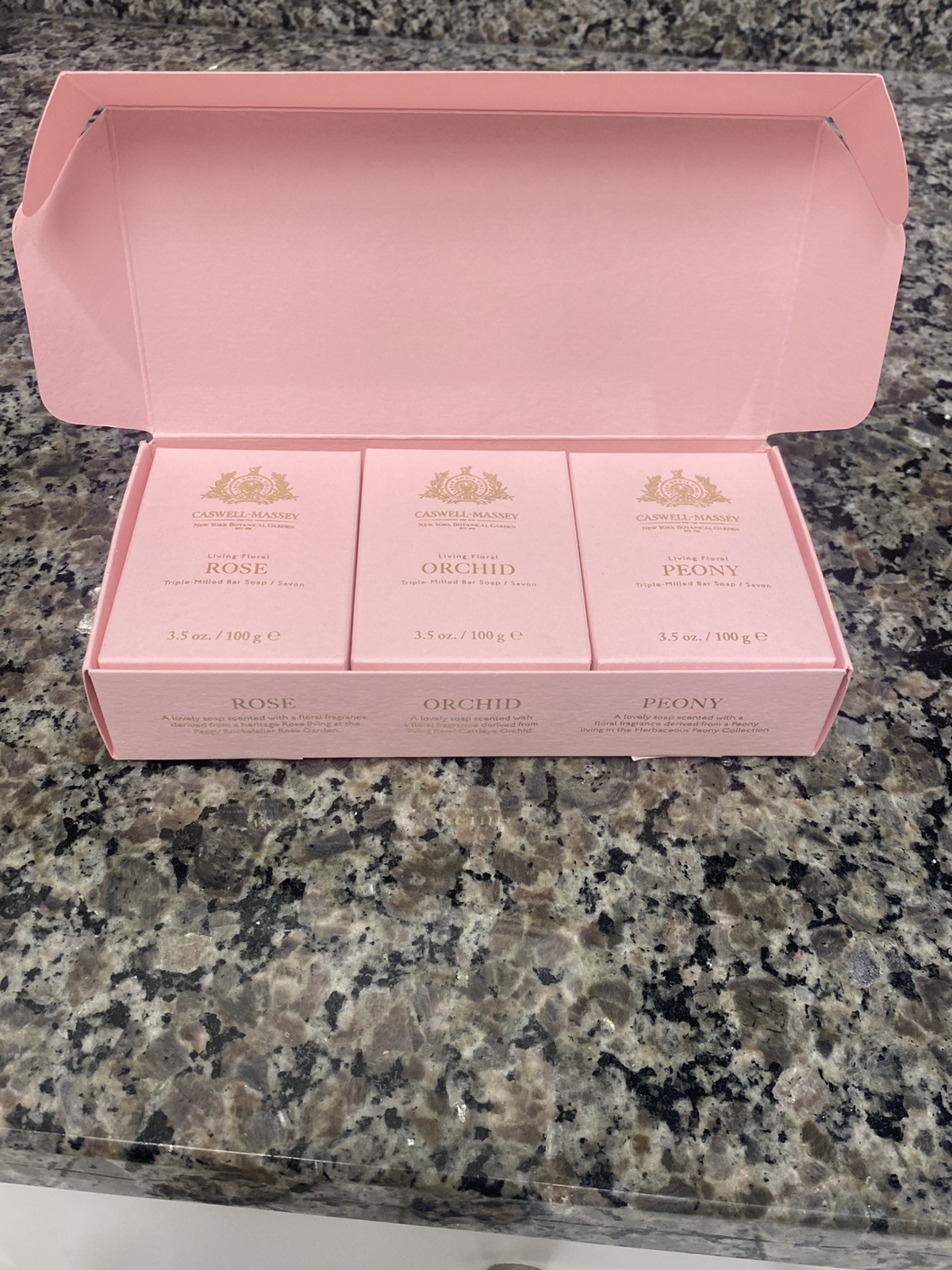 Caswell Massey NY Botanical Gardens Bouquet Soap Set 3 Peony, Orchid , Rose New!