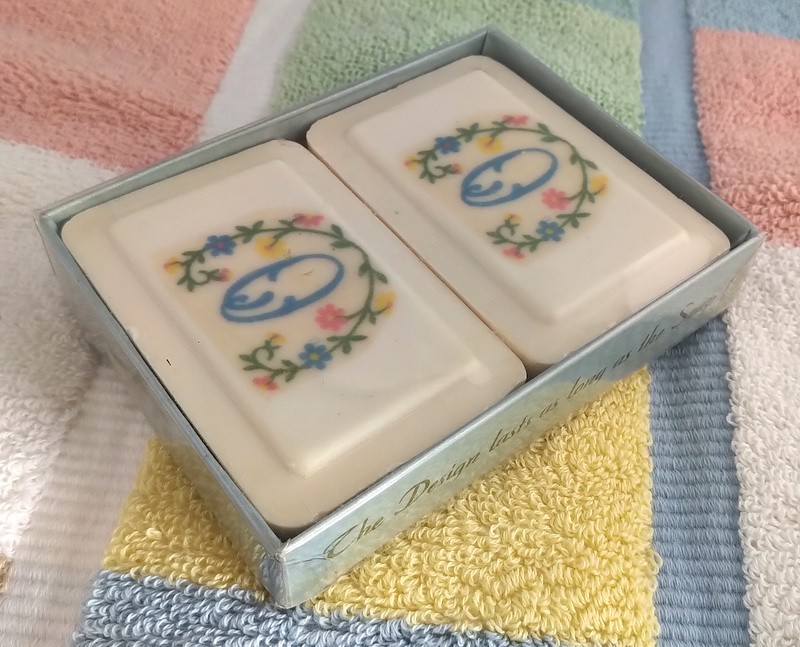 Vintage KATHERINE GRAY French Milled Bath Soap (2 Bars) Personalized Initial “O”