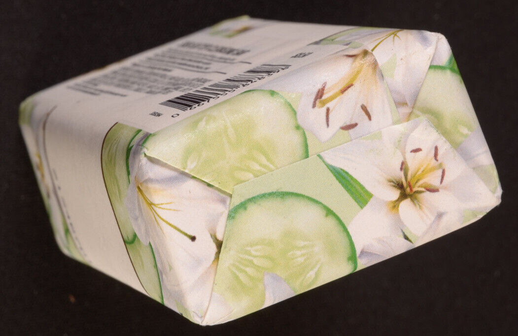 CUCUMBER & LILY Shea Butter Cleansing Bar Soap B&BWs Bath & Body Works 1 Bar