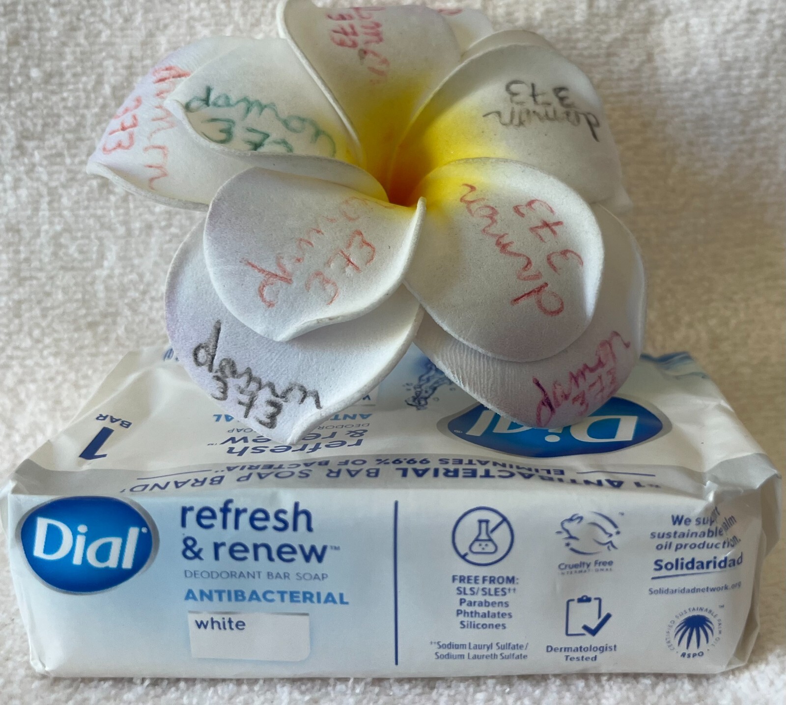 DIAL*WHITE*ANTIBACTERIAL Refresh & Renew DEODORANT SOAP~~4 OZ/113 g~~NEW/SEALED