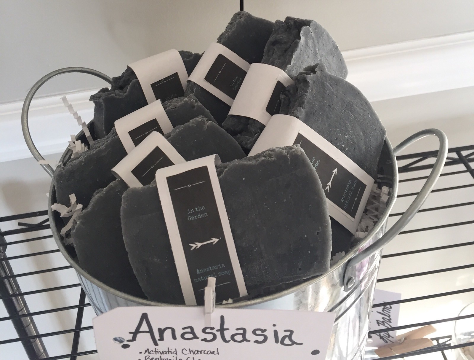 5 Oz Natural Detox Soap Charcoal Bentonite W/Soap Saver Anastasia In The Garden