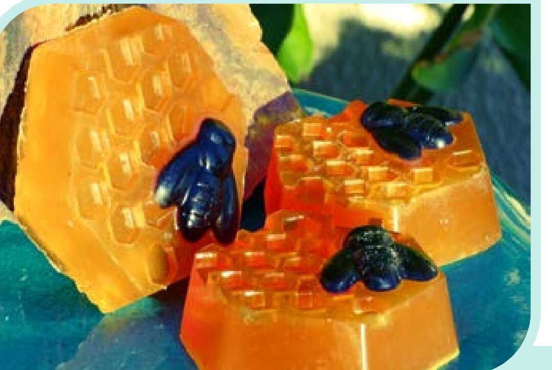All natural handmade soap – Honey Turmeric Sandalwood