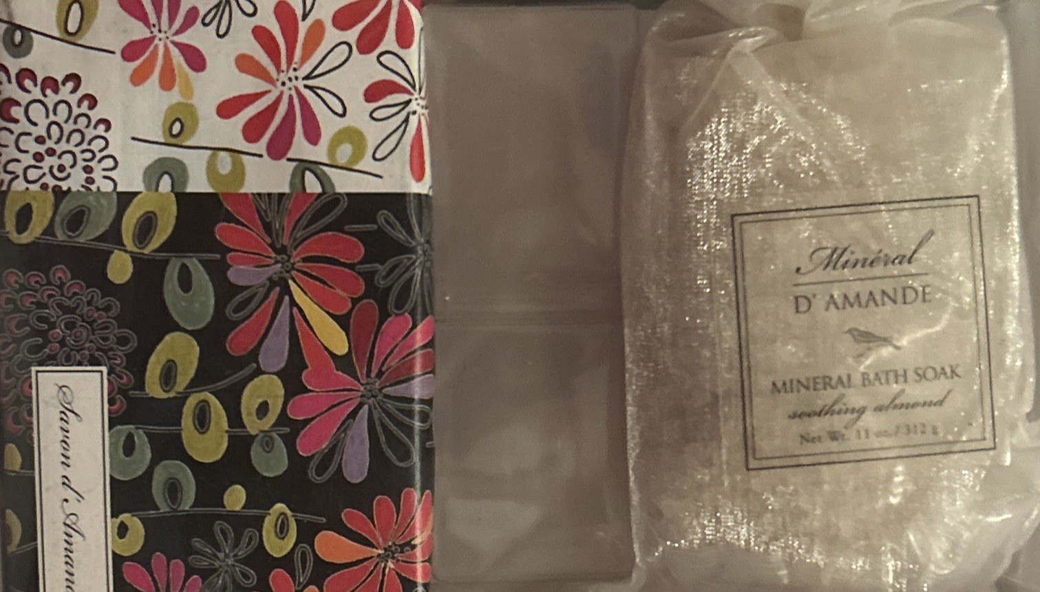 Lot of 1 Mudlark 5.75 oz Soap Bar Almond MINERAL BATH SOAK
