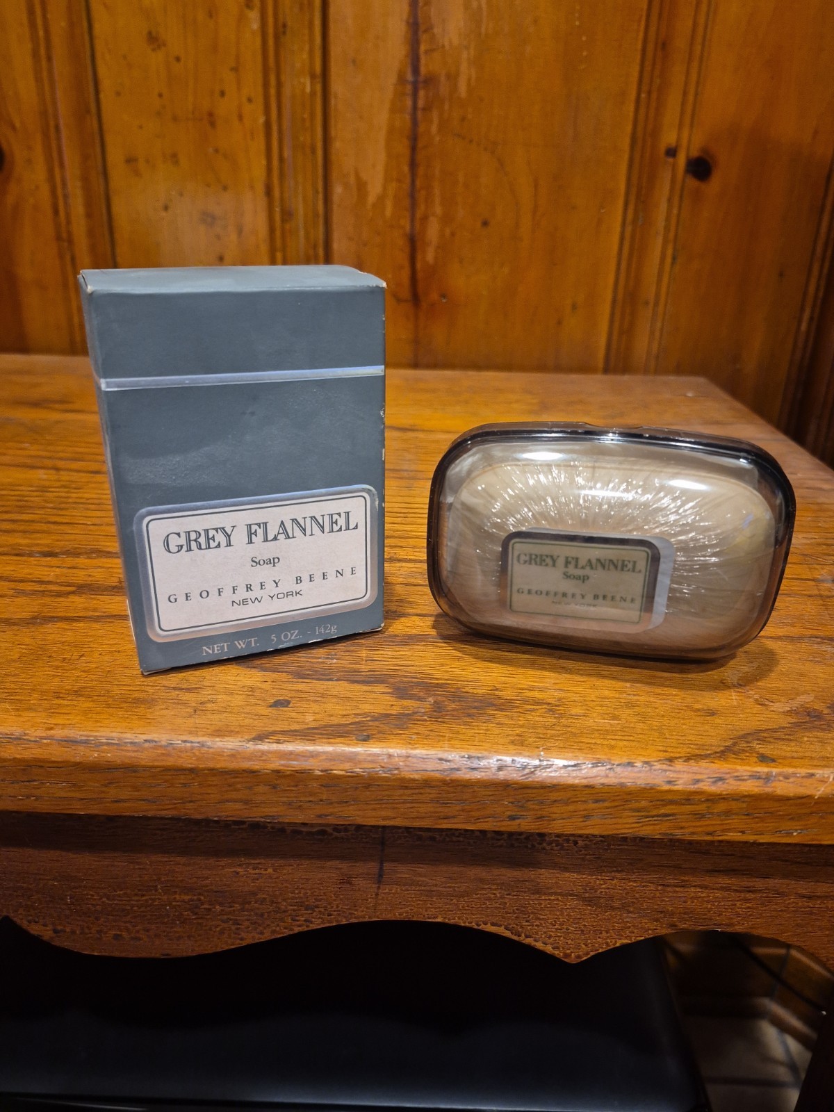 Geoffrey Beene Grey Flannel Bar Soap New in Box 5 oz FREE SHIPPING