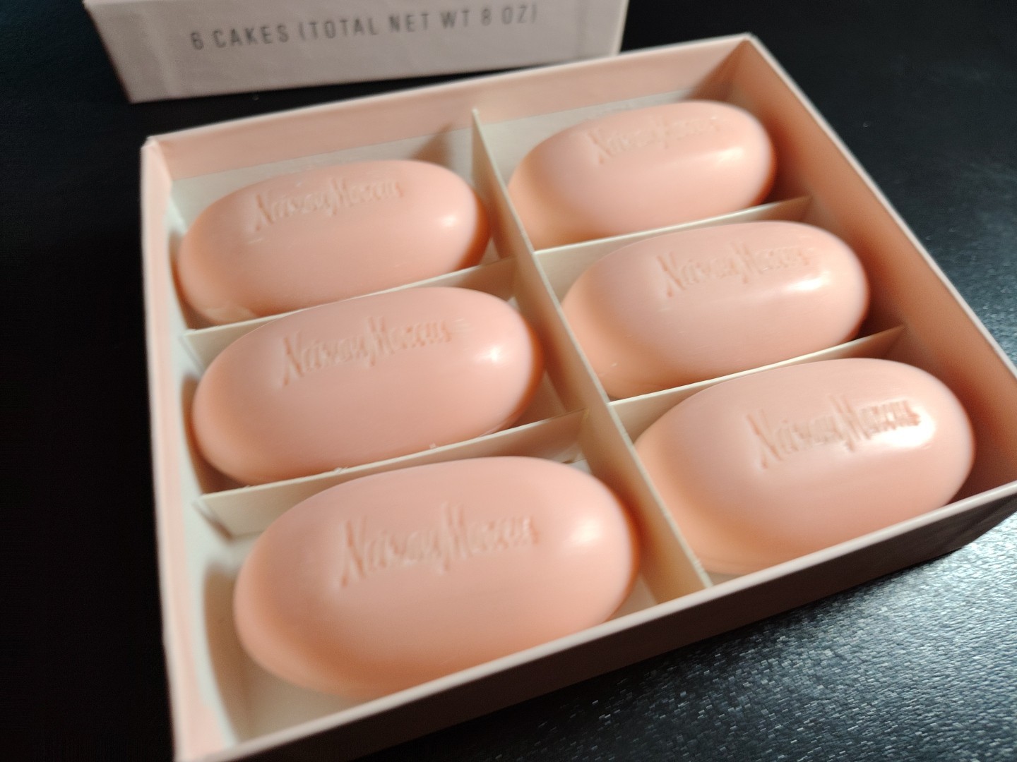 Vintage NEIMAN MARCUS Rose Geranium Guest Soaps 6 Cakes NEW IN BOX