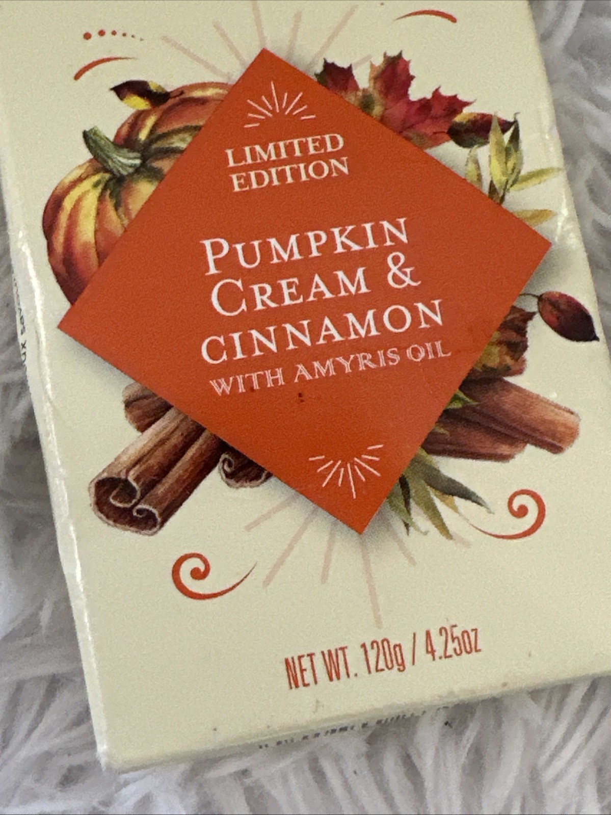 Yardley Bar Soap Pumpkin Cream and Cinnamon with Amyris Oil New 4.25 Full Size