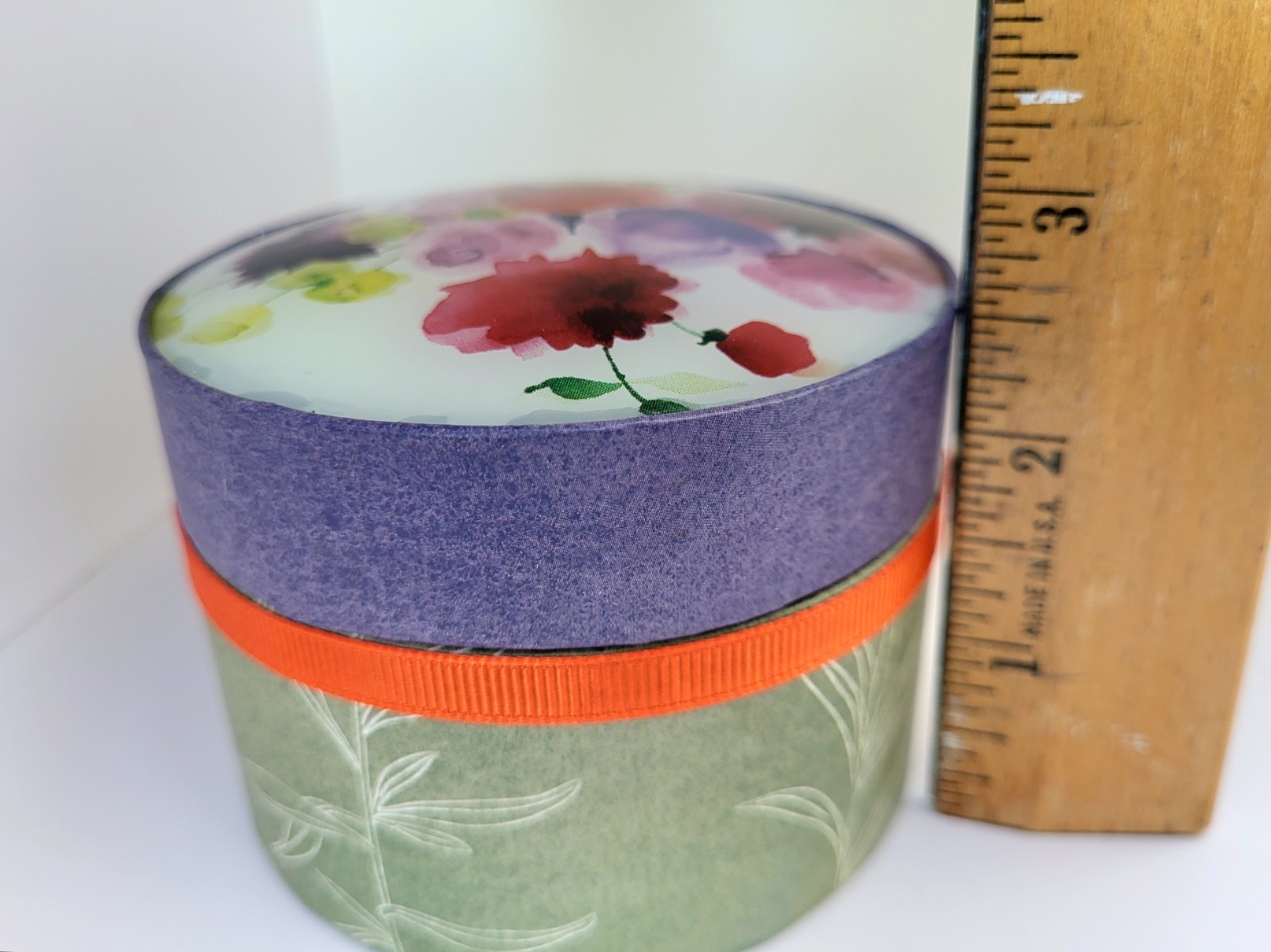 Fringe Studio Scented Soap ‘Botanica’ 5oz Bar In Glass-Topped Paper Box USA
