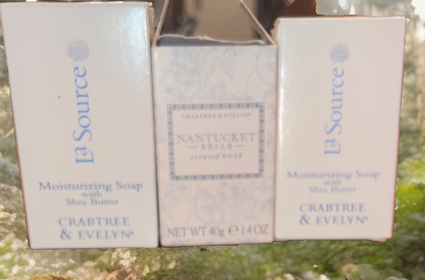Crabtree & Evelyn Nantucket Briar Bar Soap 40g, 2 La Source Shea Butter Soap New