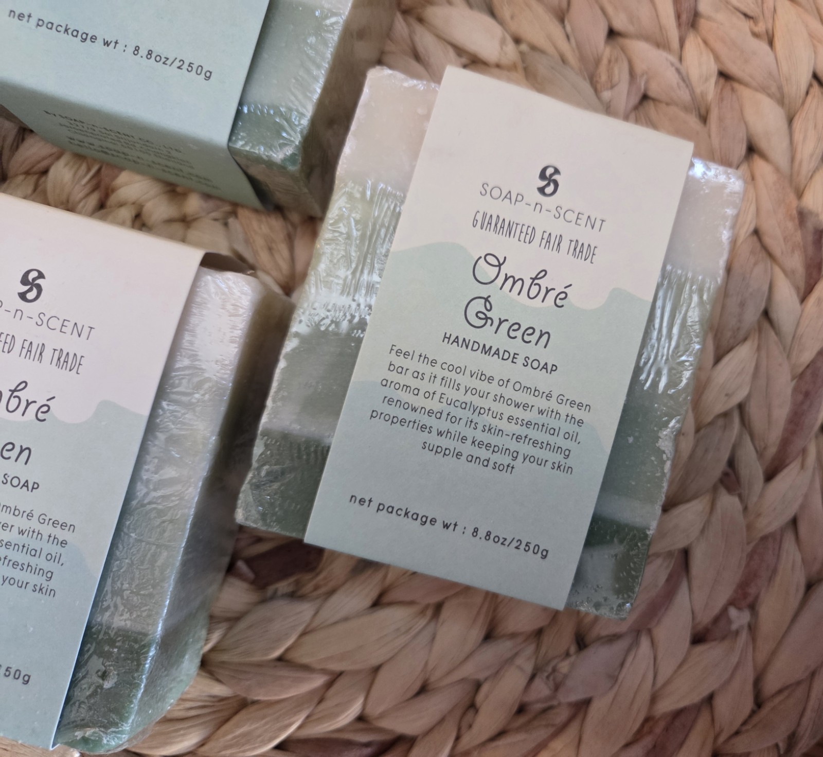 Soap- Scent Ombre’ Green LG Handemade Eucalyptus Soap 8.3 Oz EACH Lot Of 4 NEW