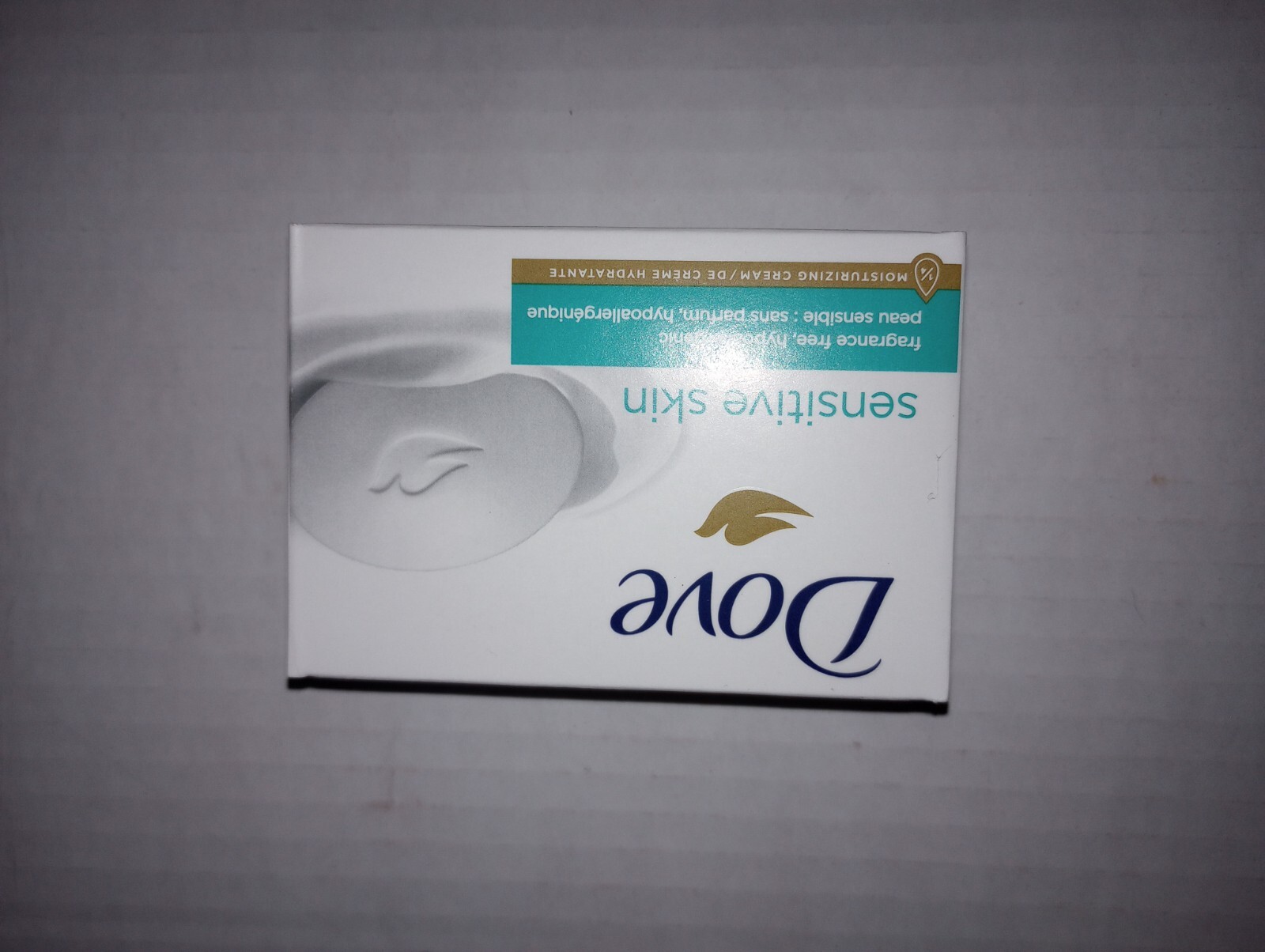 4 Bars of Dove Sensitive Skin Unscented Beauty Bar