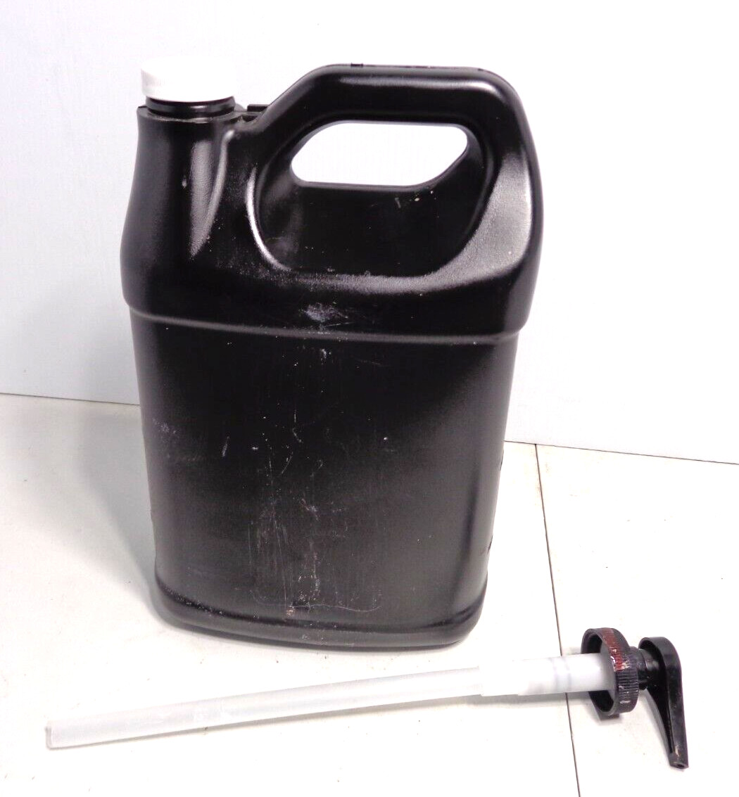 SC Johnson Kresto Clasic Hand Cleaner W/Grit Liquid Fougere Scent 1 Gallon pump