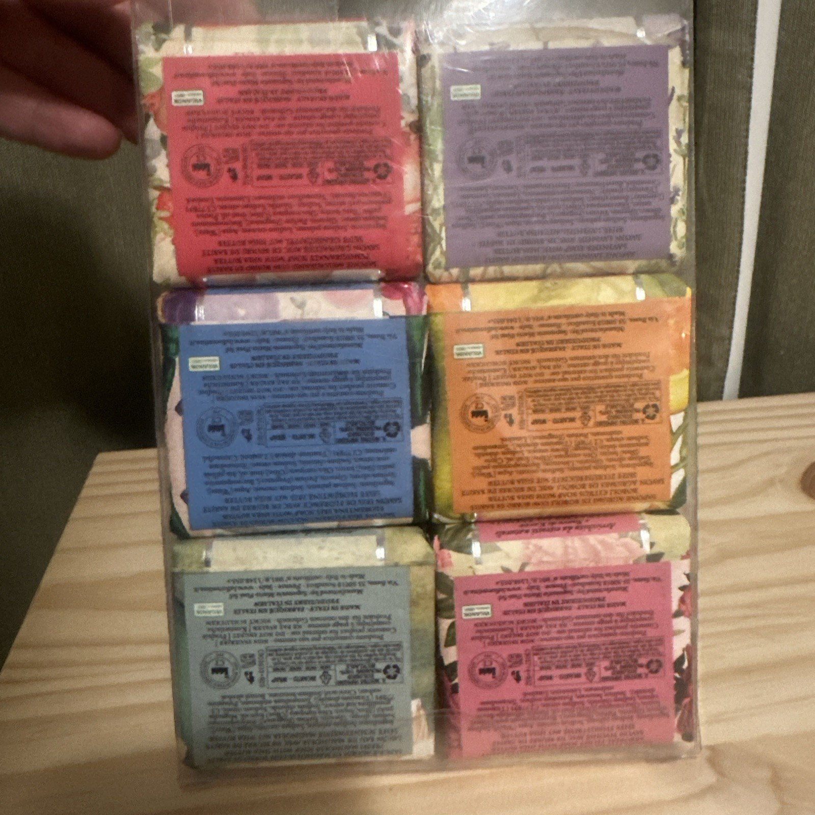 LA FLORENTINA Italian Soap Set 6pcs x 3.7 Oz Each Assorted Lavender, Iris,…